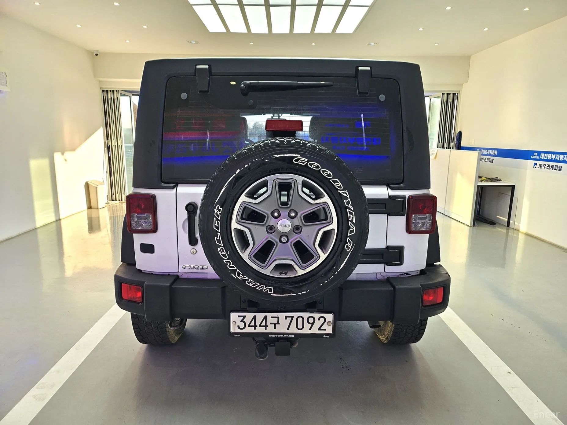 Jeep Wrangler (JK) превью 6