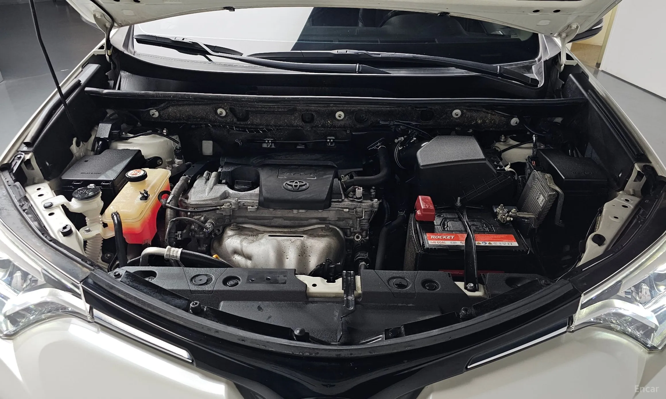 Toyota RAV4 превью 6