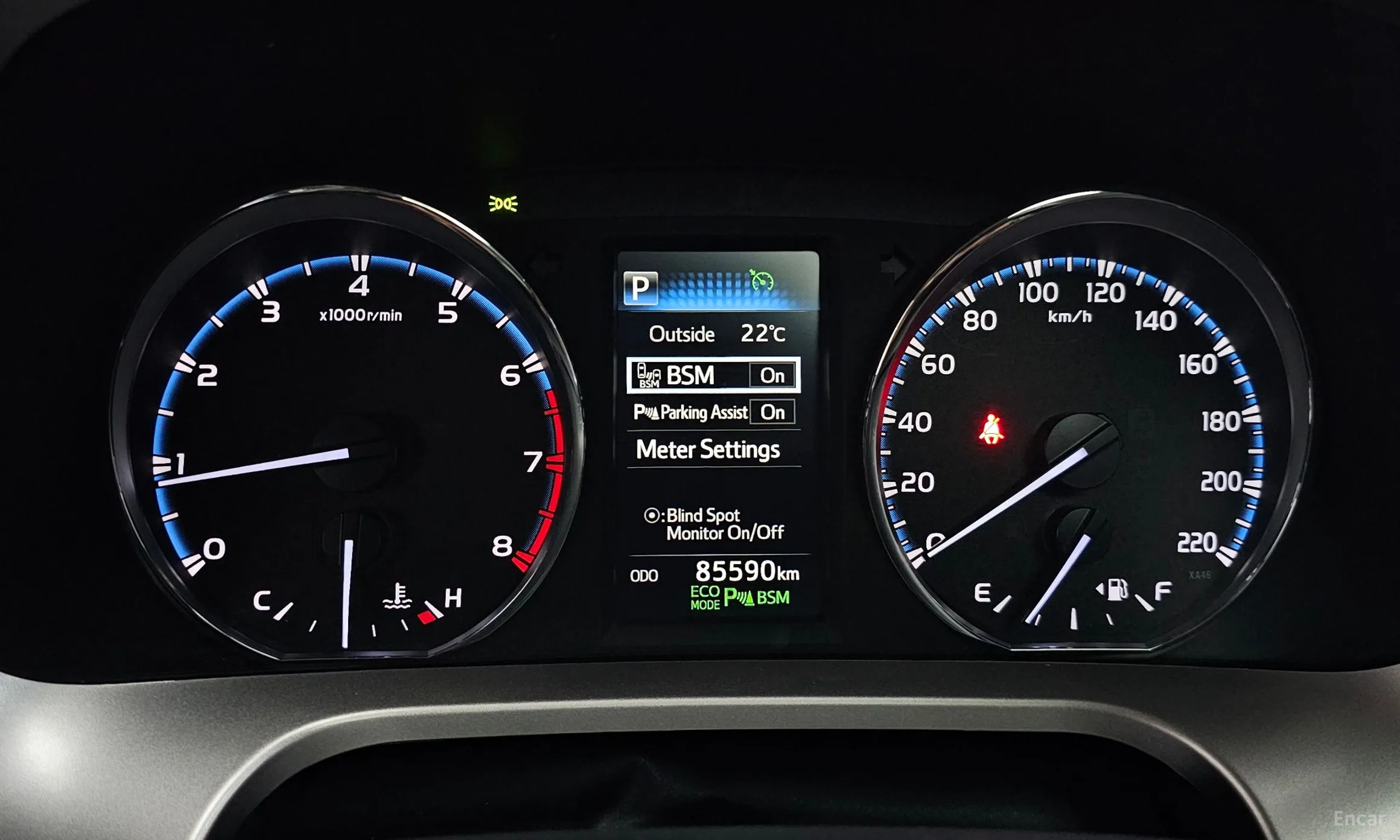 Toyota RAV4 превью 8