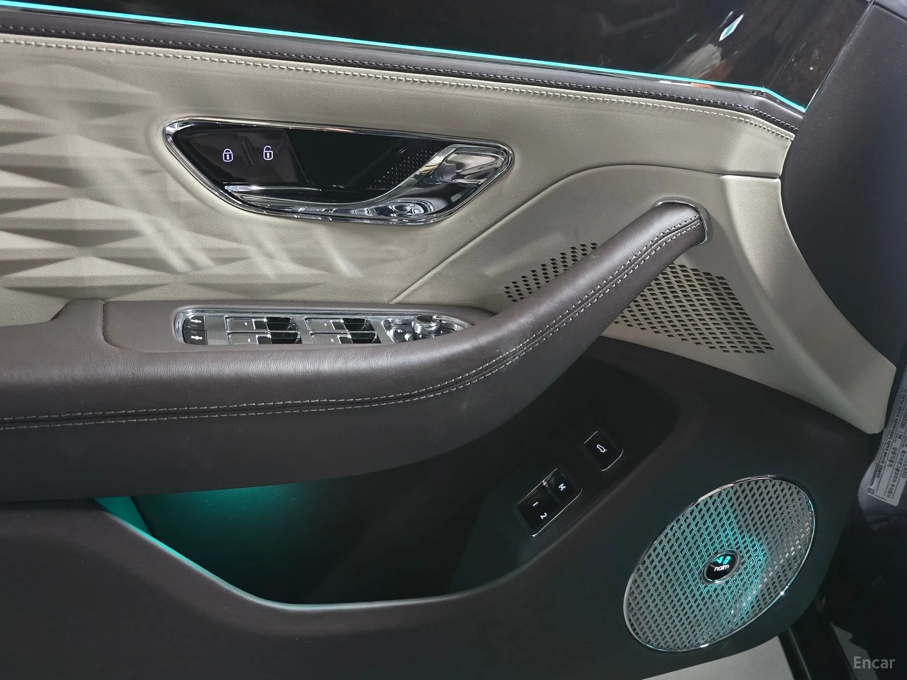 Bentley Flying Spur 3rd Generation превью 11