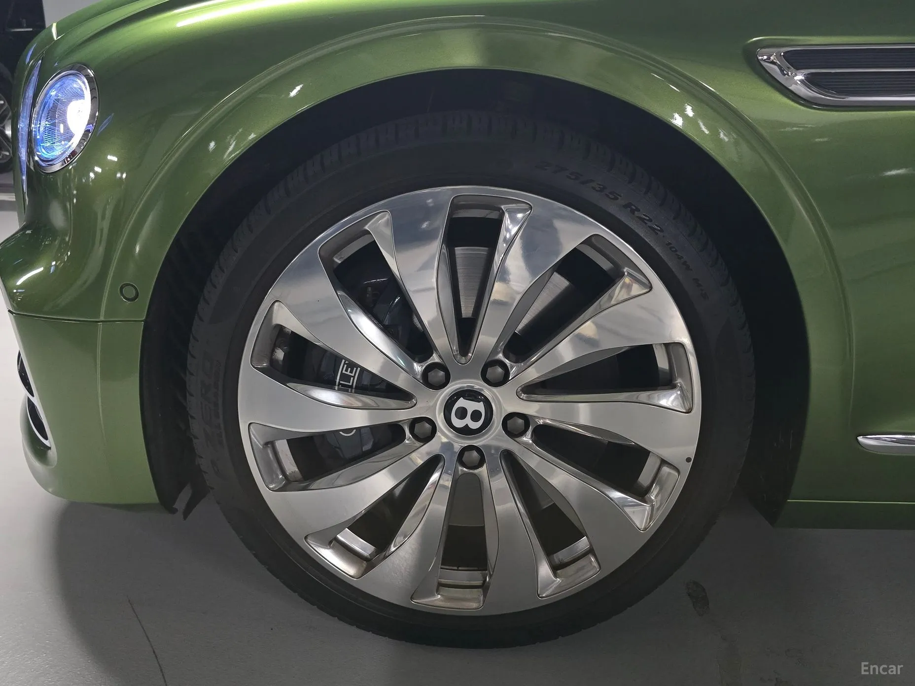 Bentley Flying Spur 3rd Generation превью 18