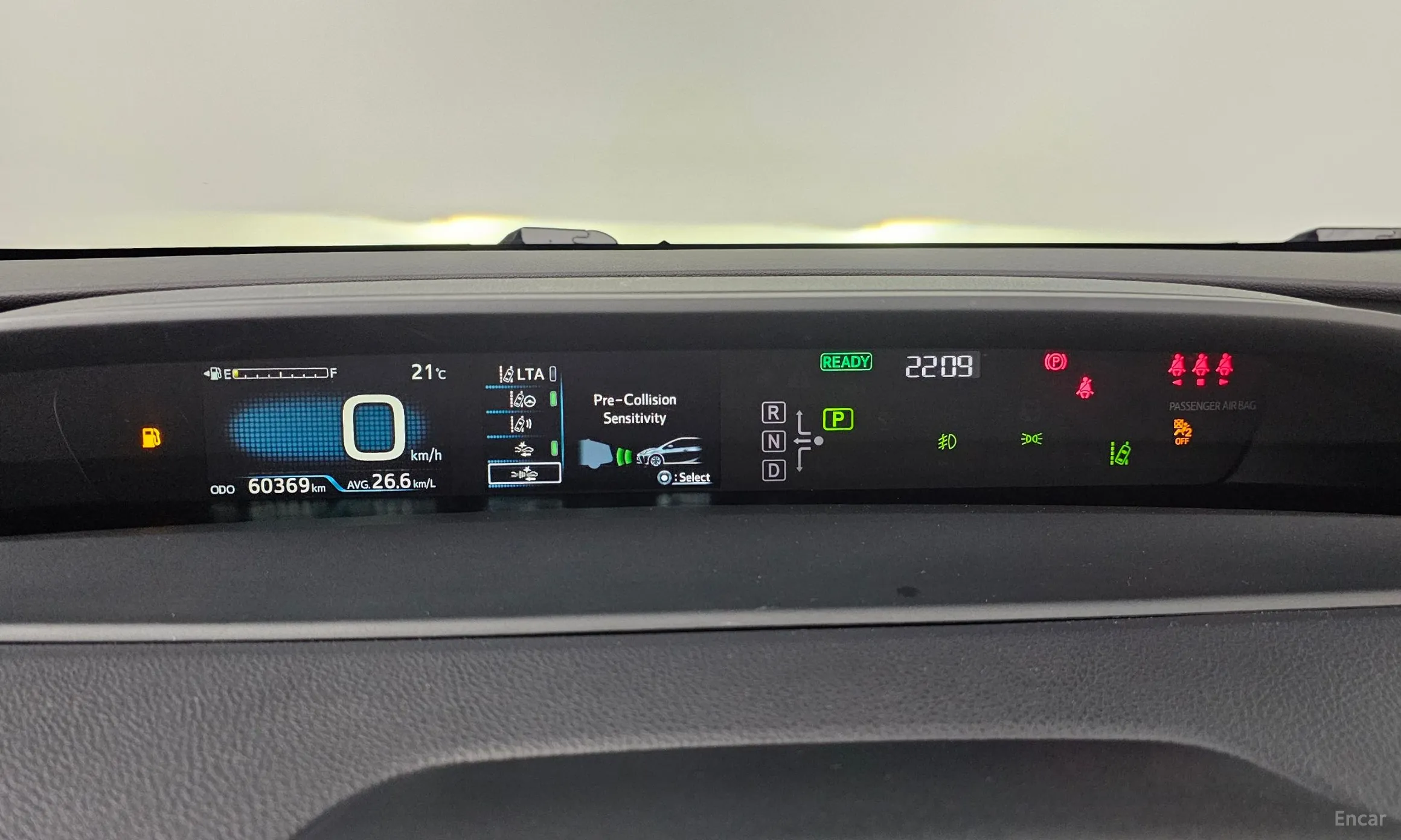 Toyota Prius 4th Generation превью 8