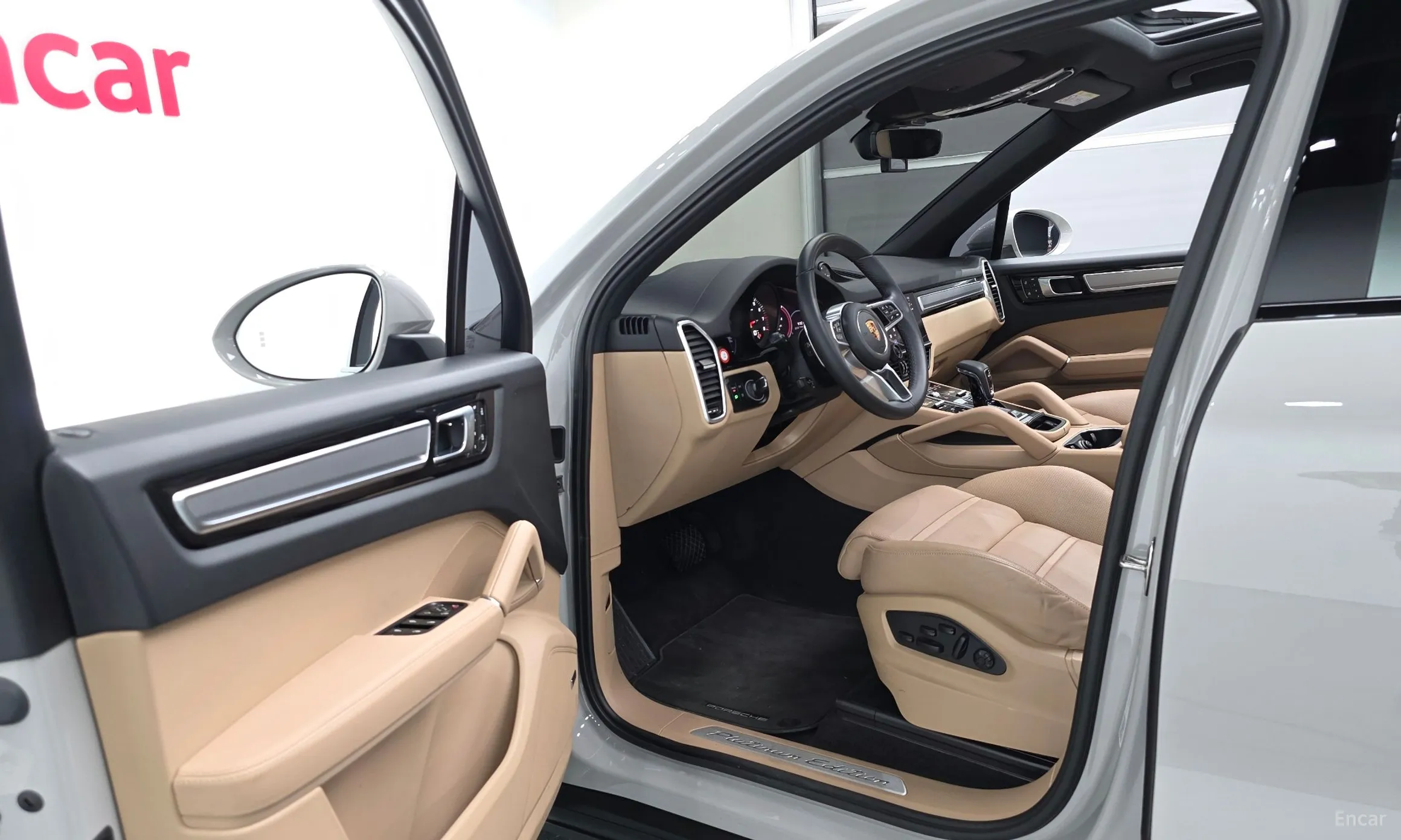 Porsche Cayenne (PO536) превью 10