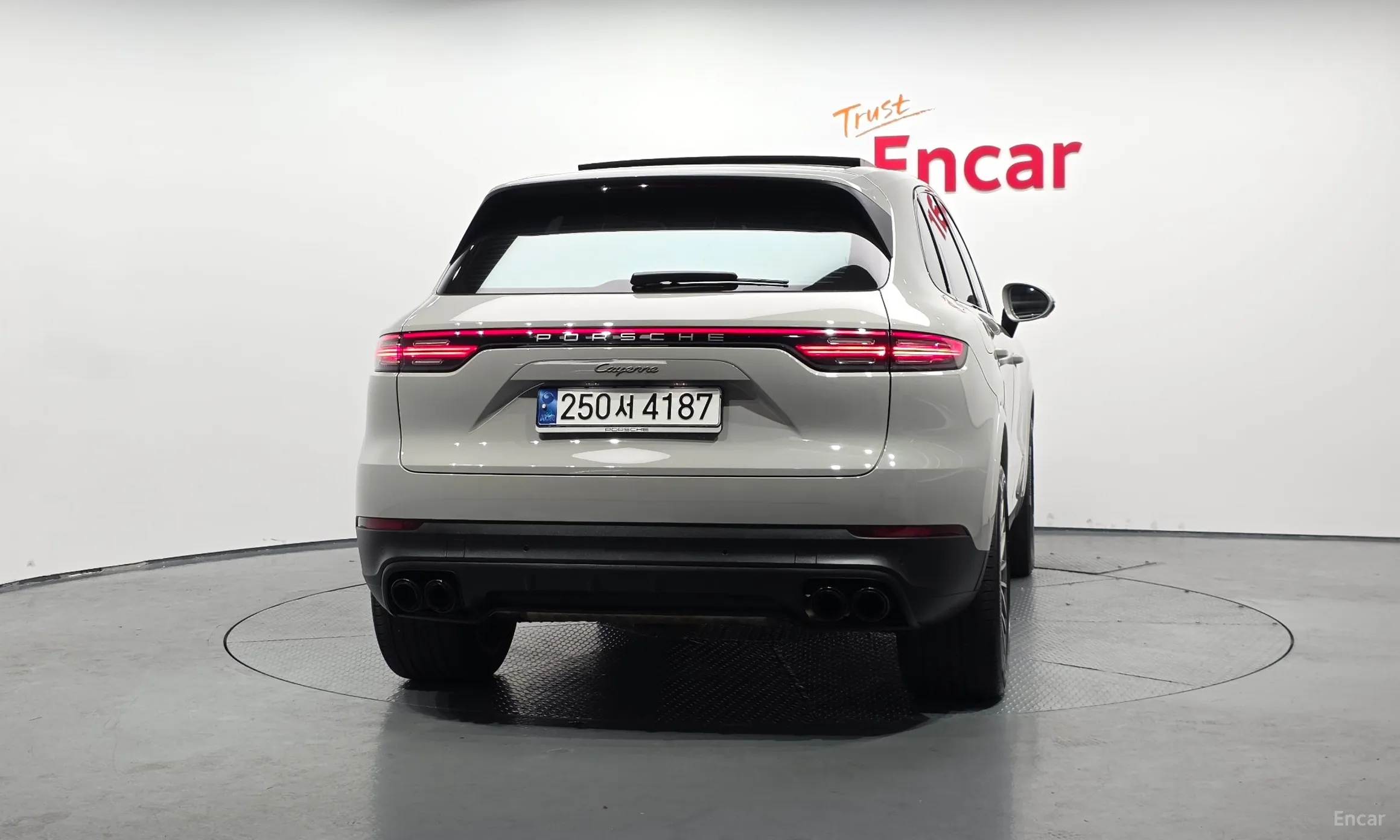 Porsche Cayenne (PO536) превью 4