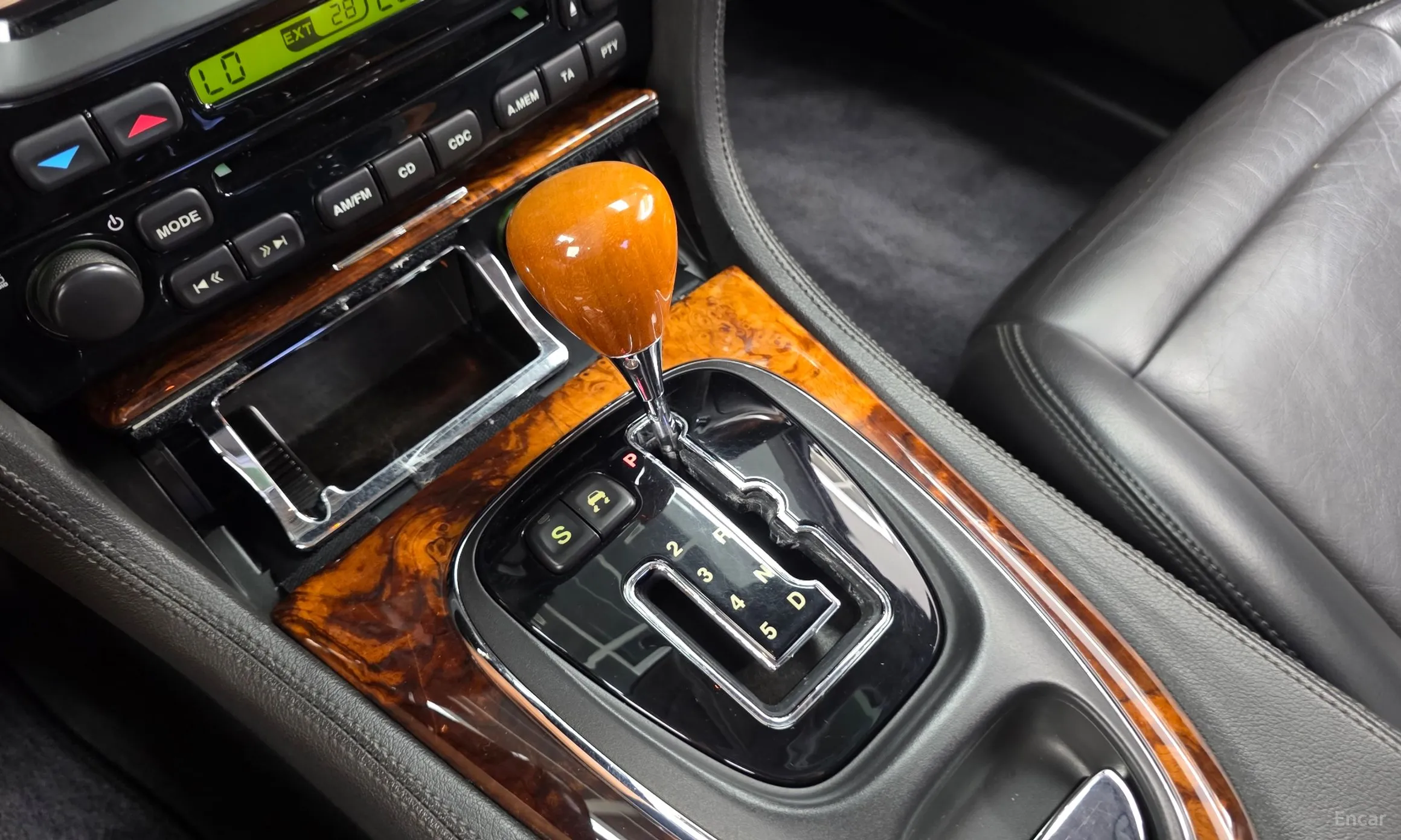 Jaguar XJ-8 превью 9