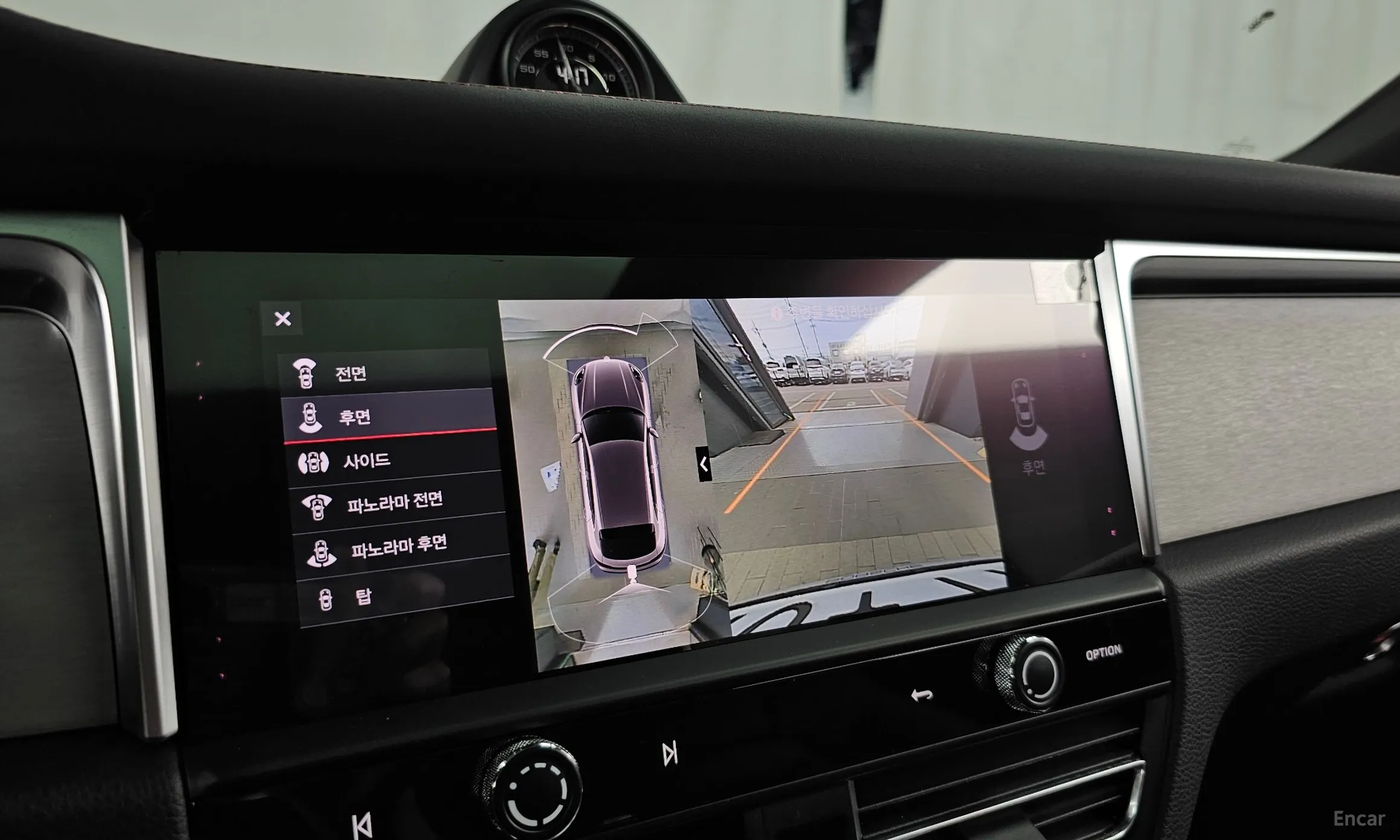 Porsche Macan превью 15
