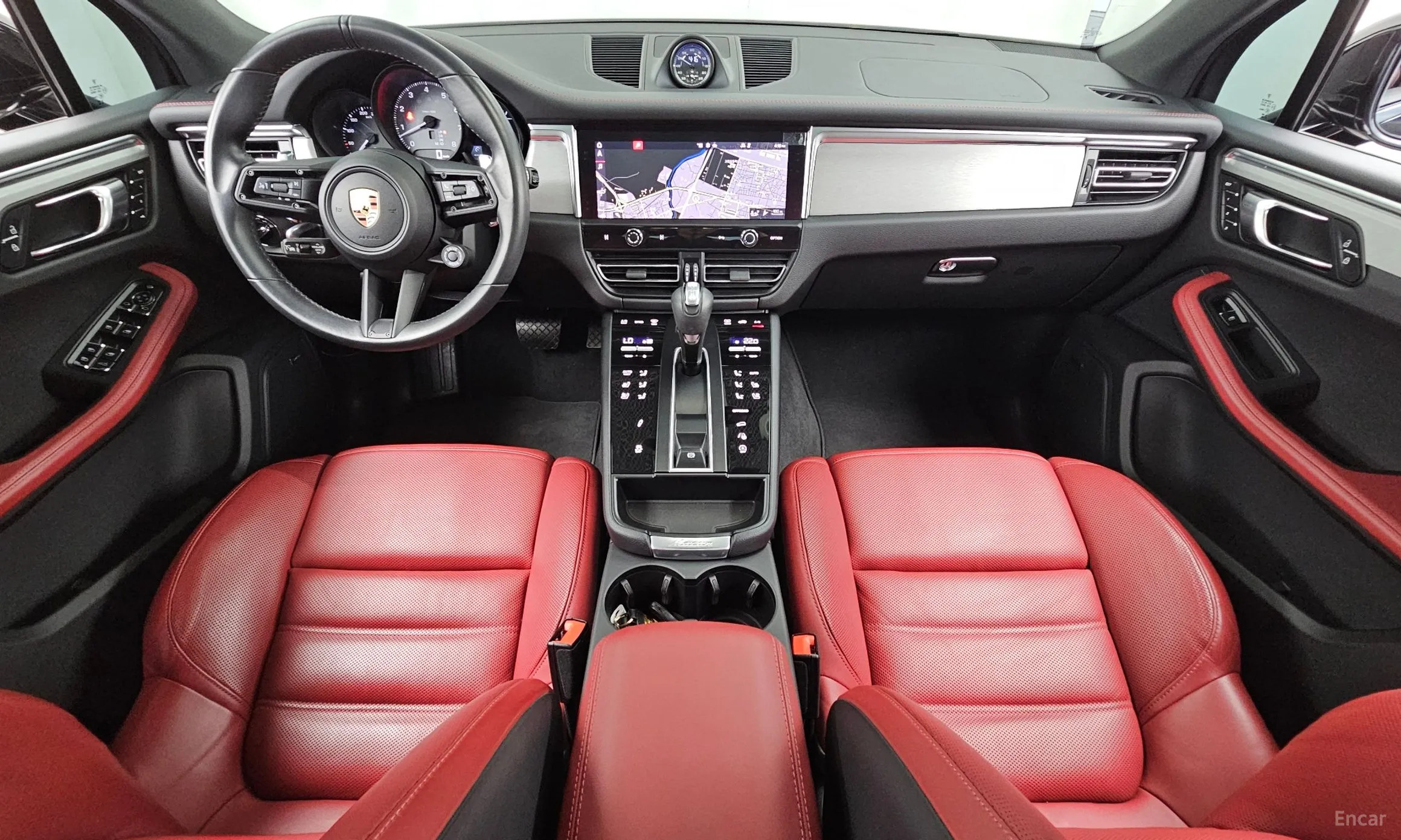 Porsche Macan превью 7