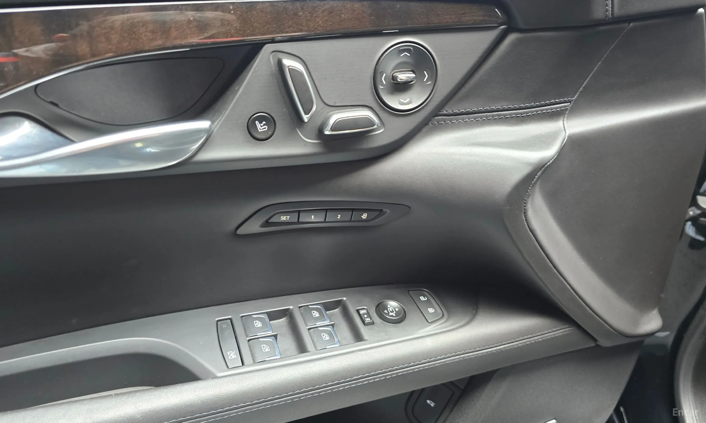 Cadillac CT6 превью 13