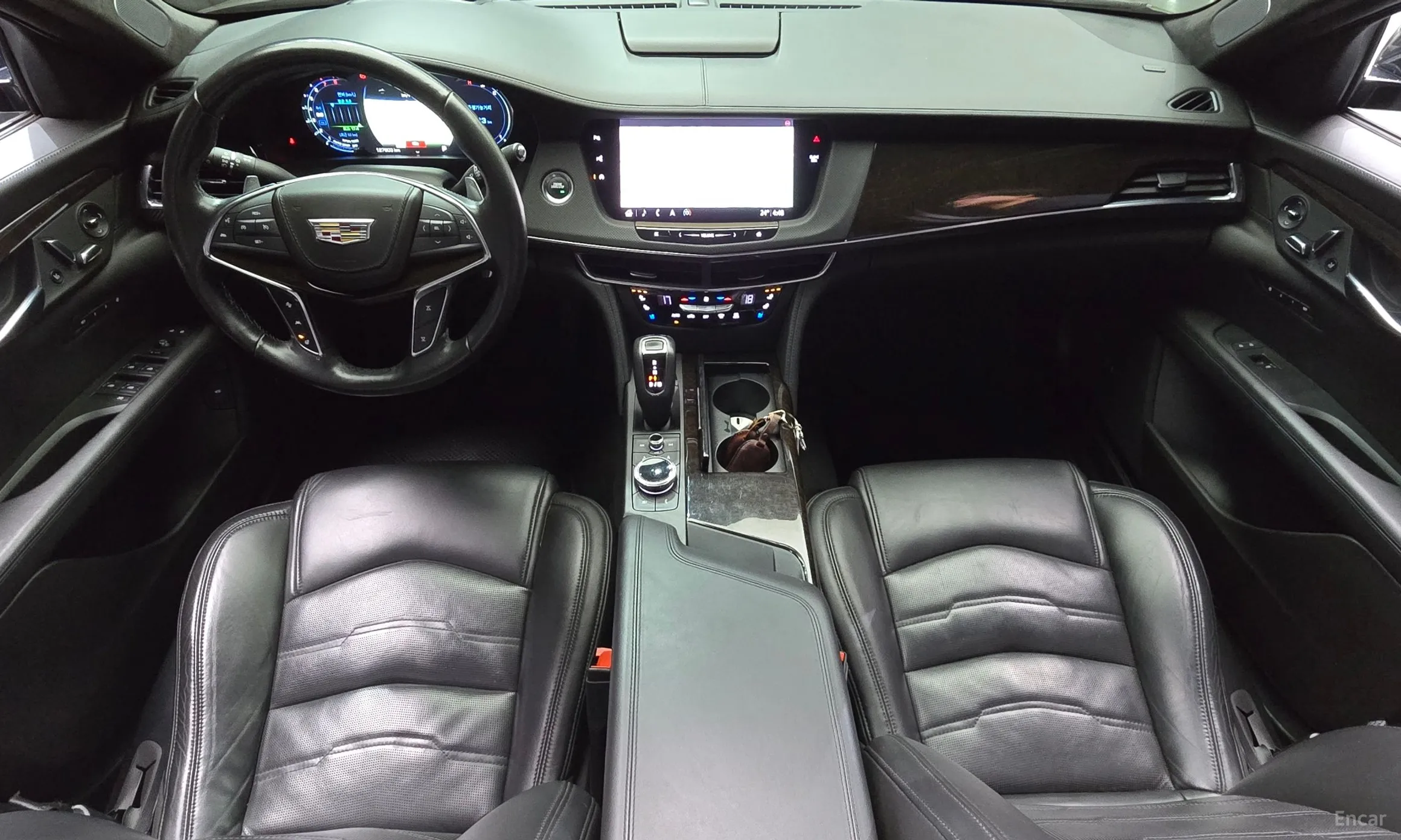 Cadillac CT6 превью 7