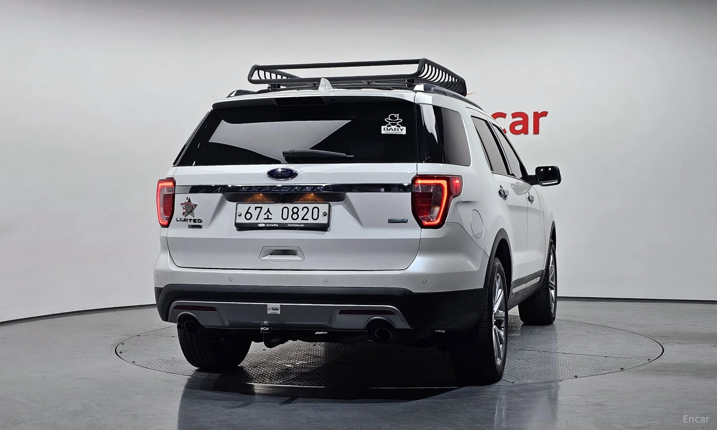 Ford Explorer превью 4
