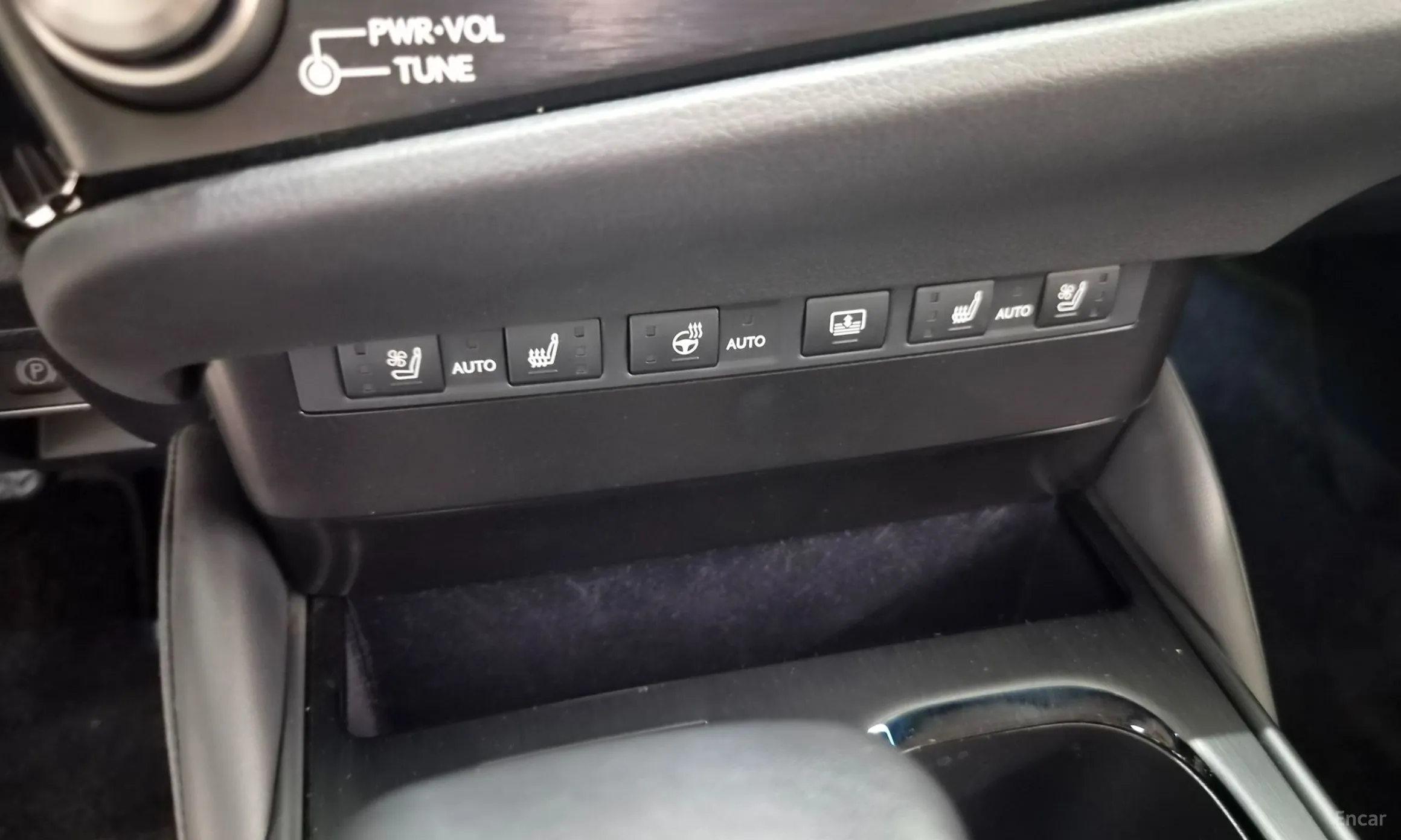 Lexus ES300h 7th Generation превью 16