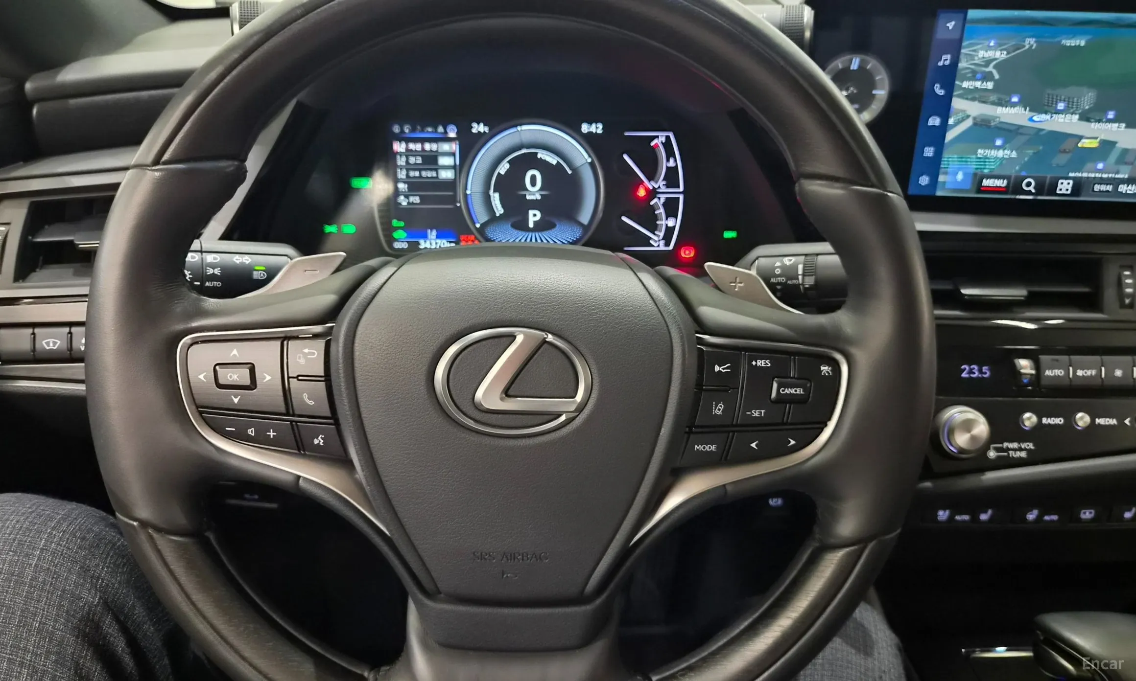 Lexus ES300h 7th Generation превью 17