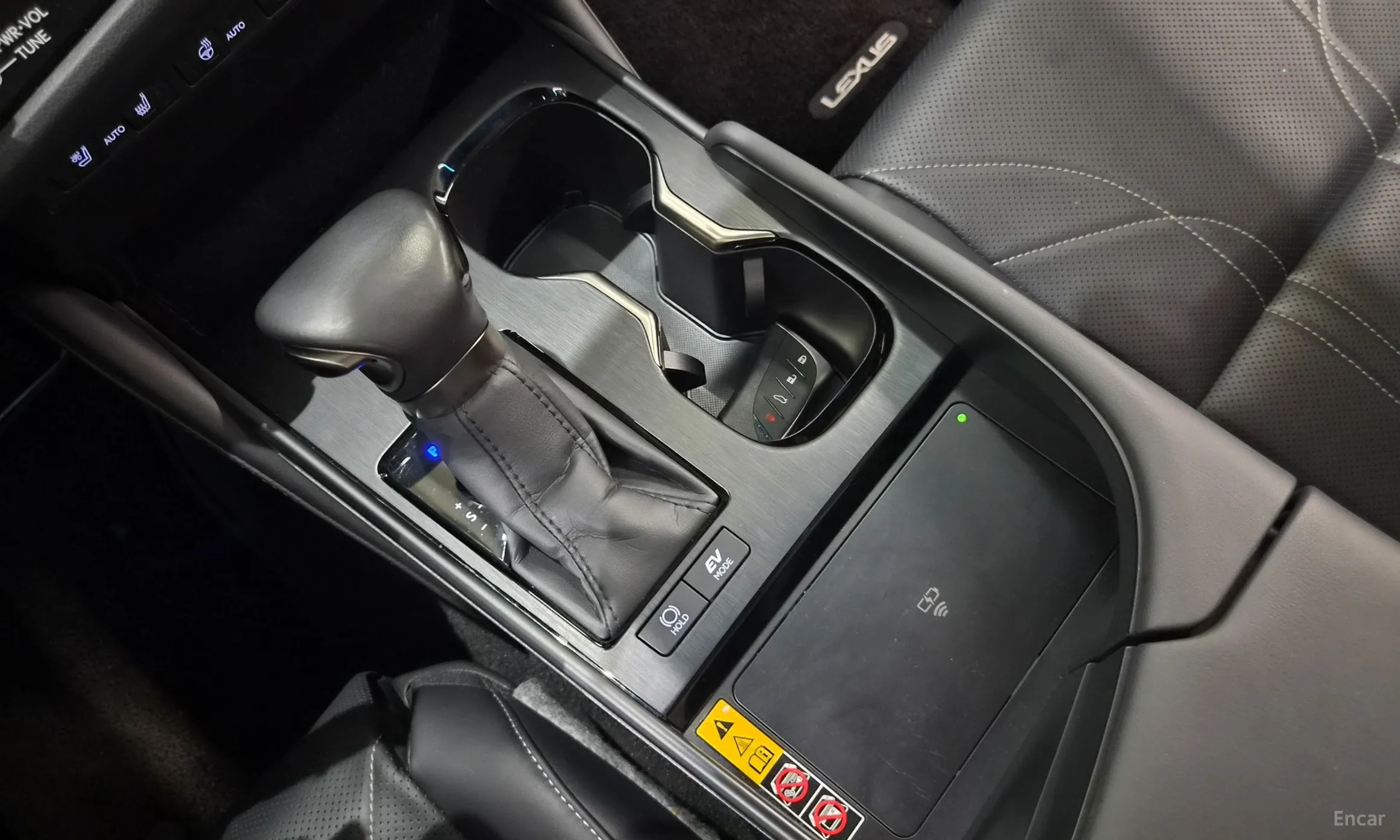 Lexus ES300h 7th Generation превью 9