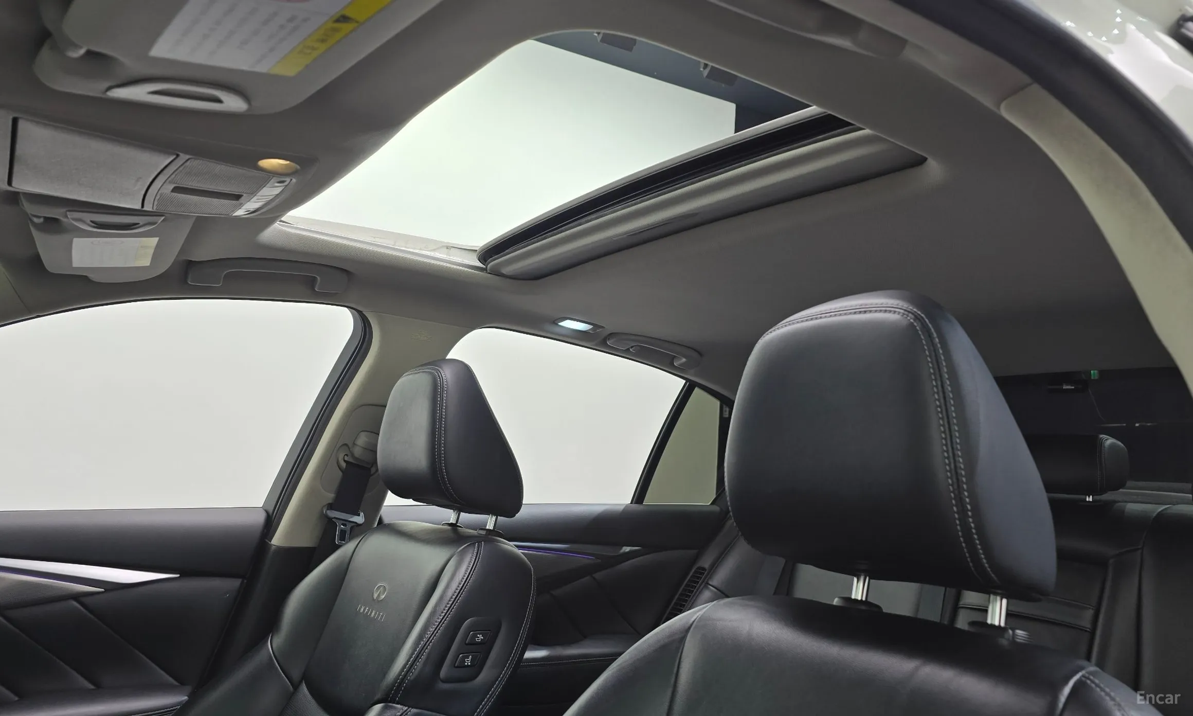 Infiniti Q50 превью 15