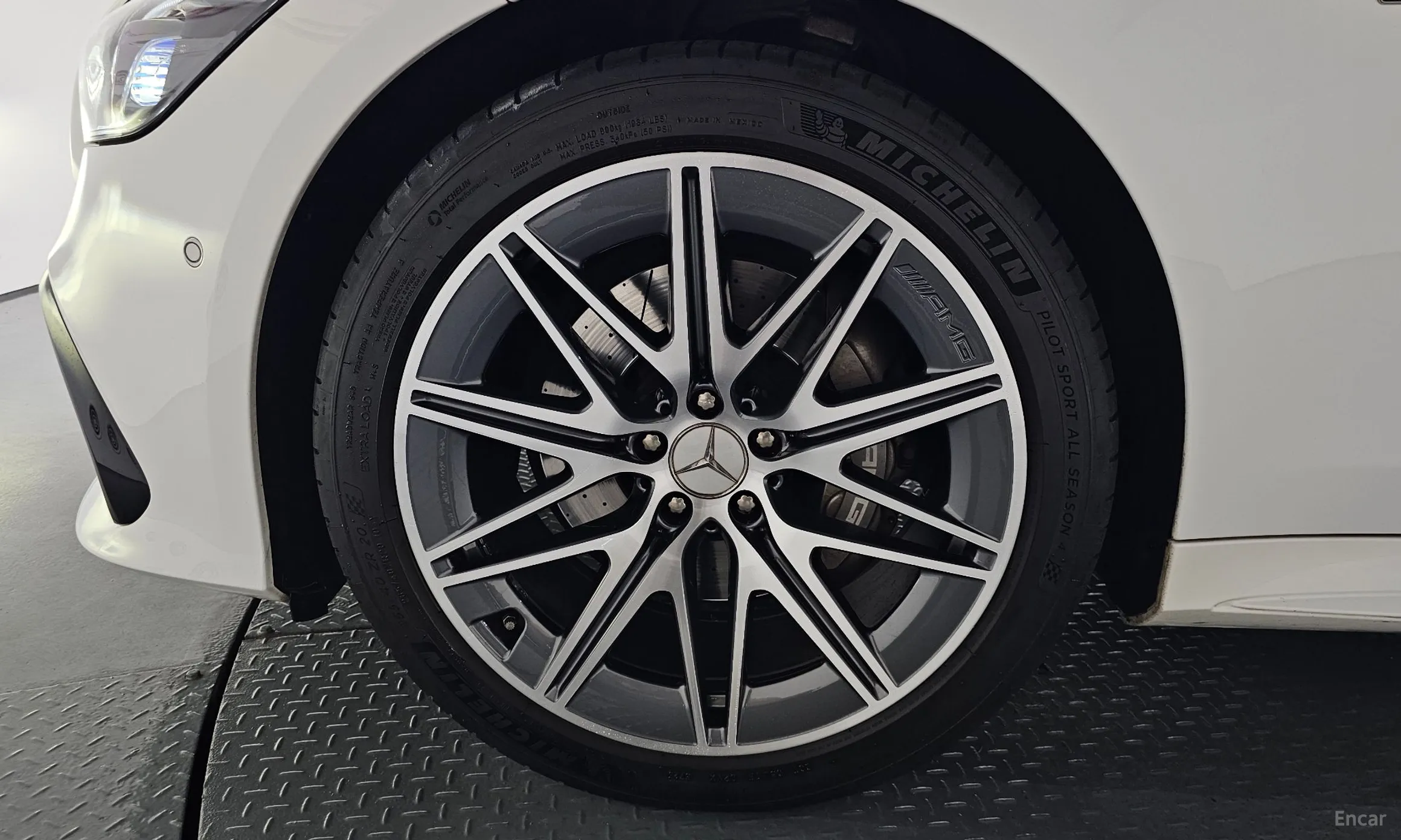 Mercedes Benz AMG GT превью 5