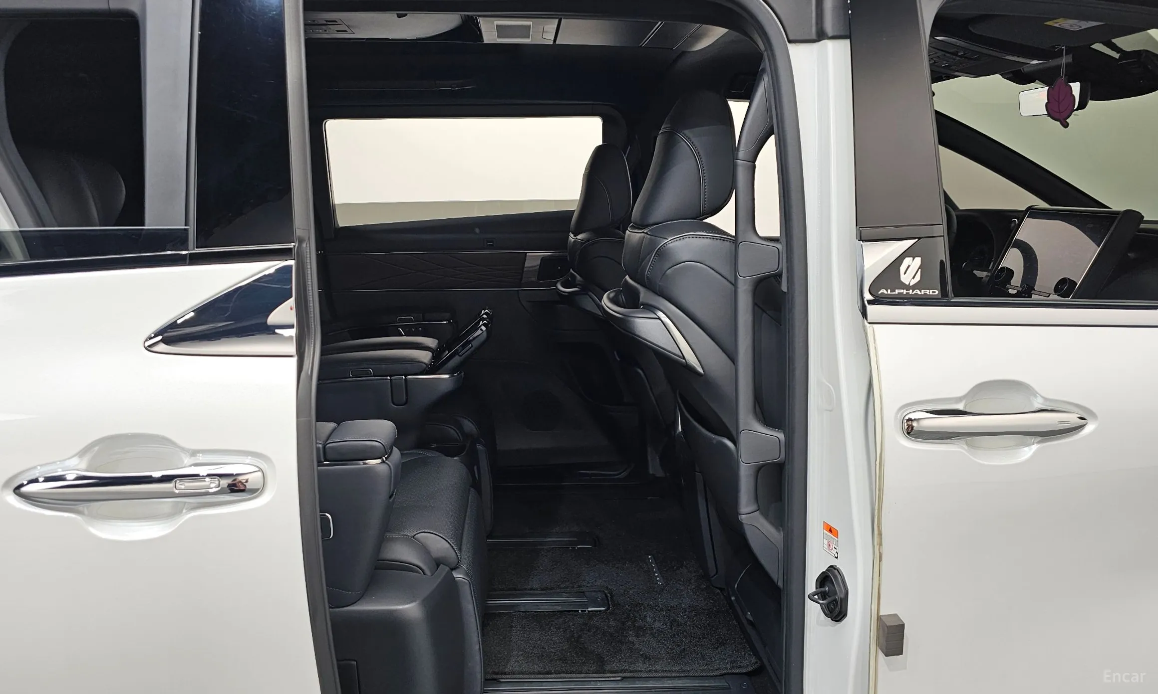 Toyota Alphard 4th Generation превью 11