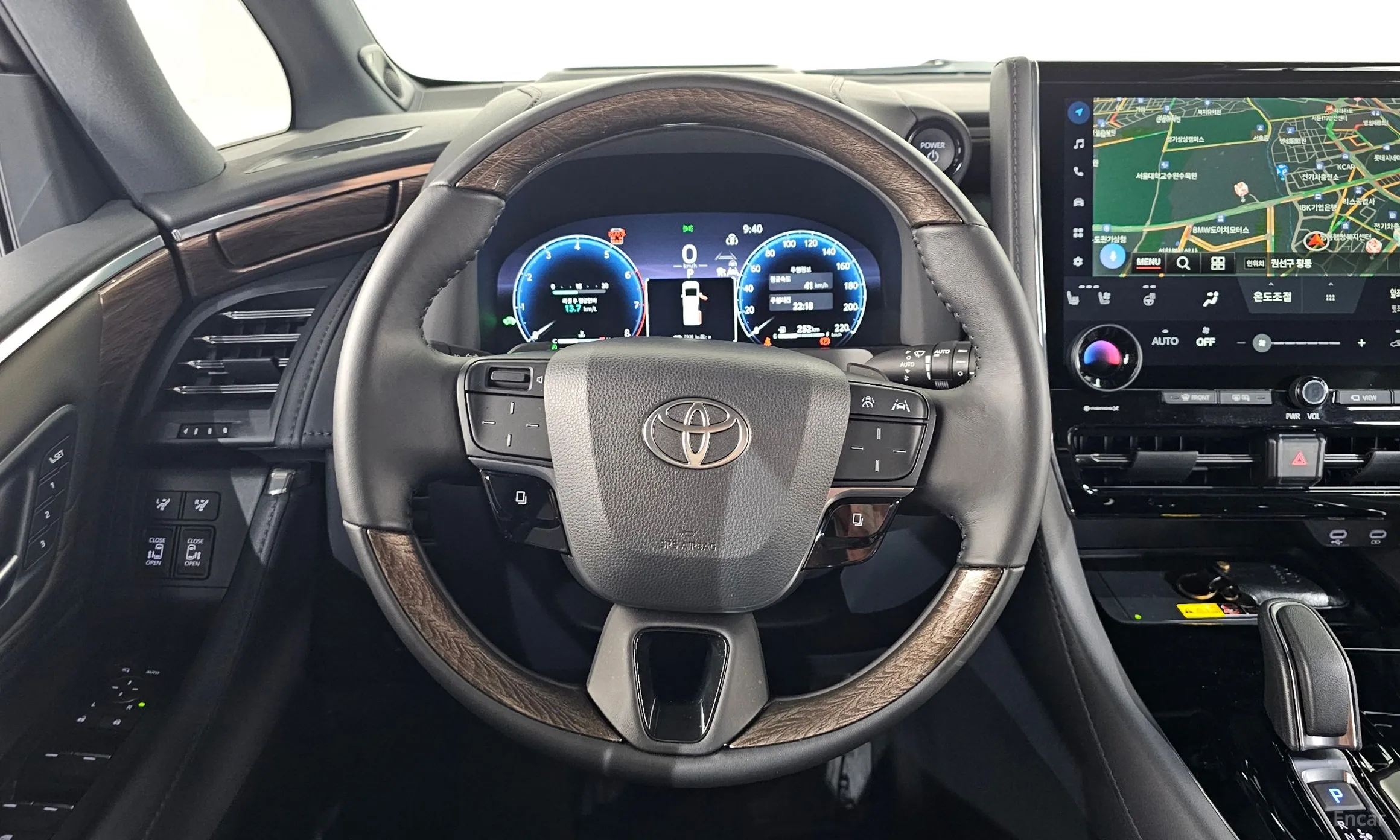 Toyota Alphard 4th Generation превью 13