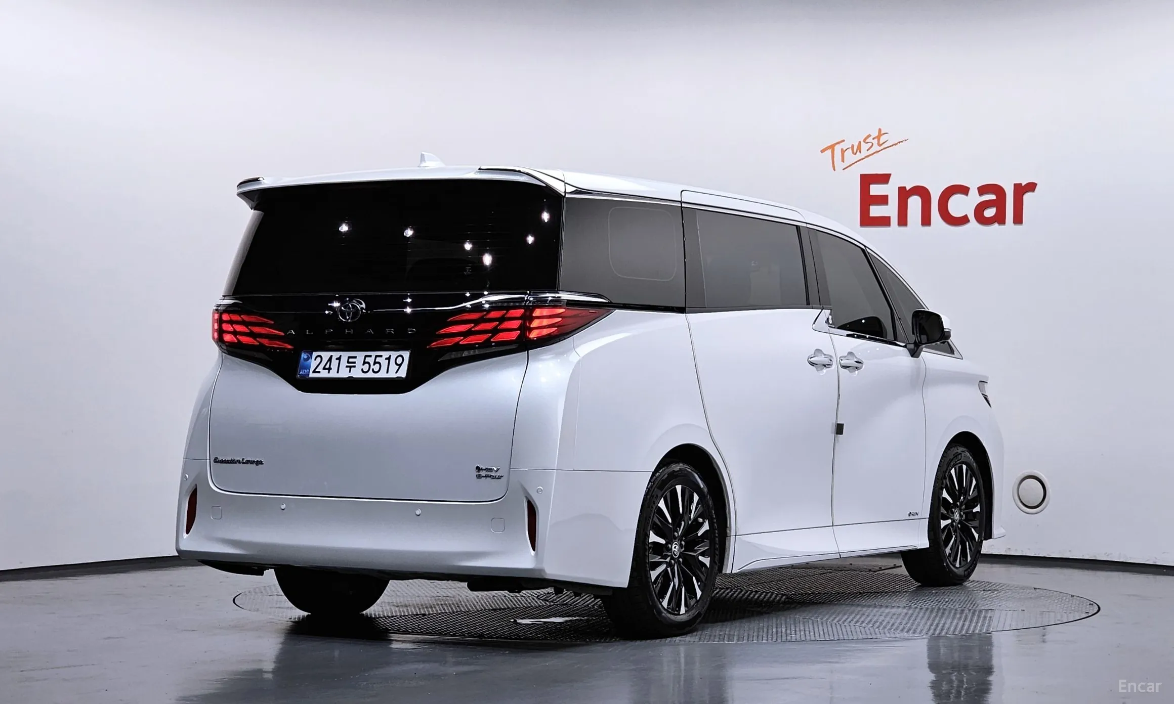 Toyota Alphard 4th Generation
