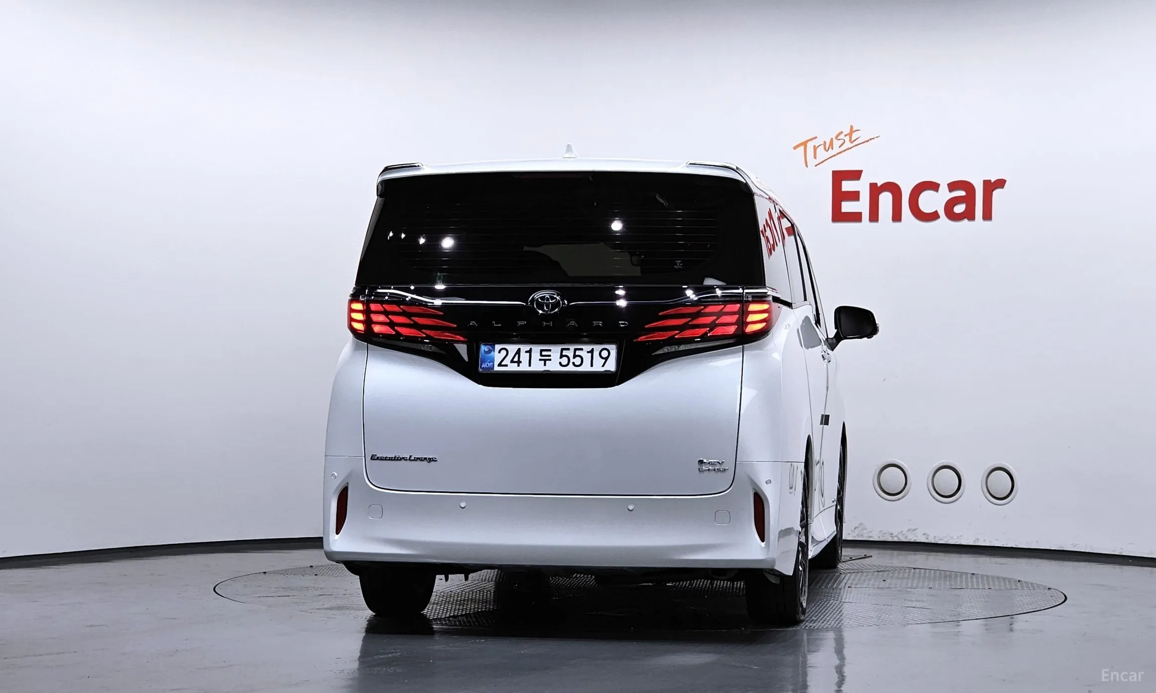 Toyota Alphard 4th Generation превью 4
