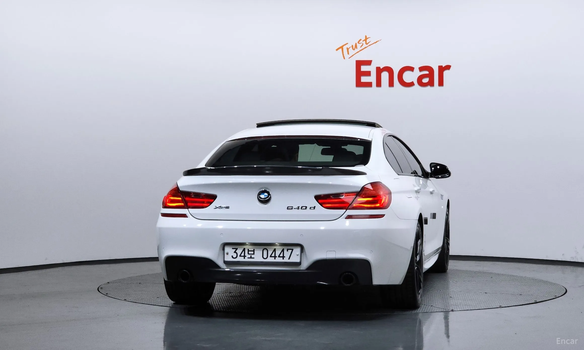 BMW 6 Series (F12) превью 4