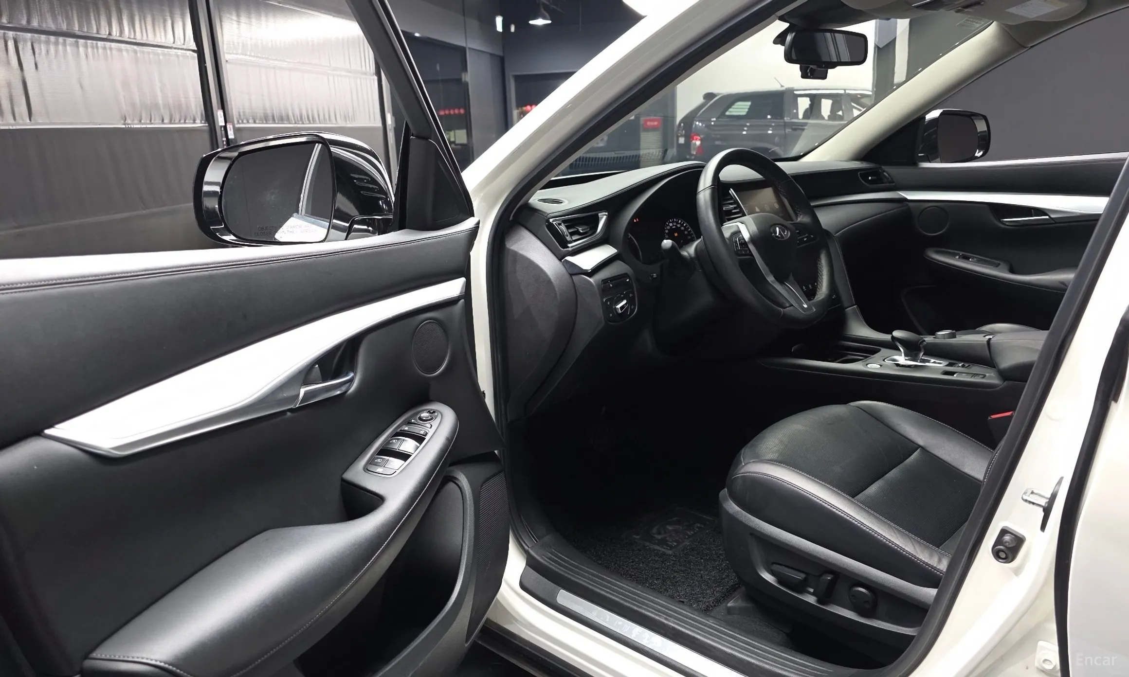 Infiniti QX50 (P71A) превью 10