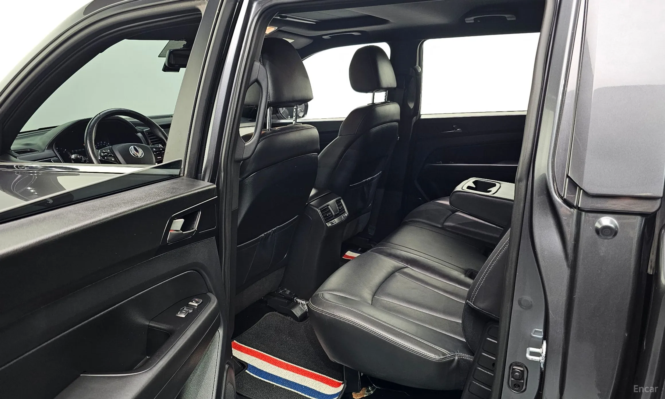 KG Mobility (SsangYong) Rexton Sports превью 12