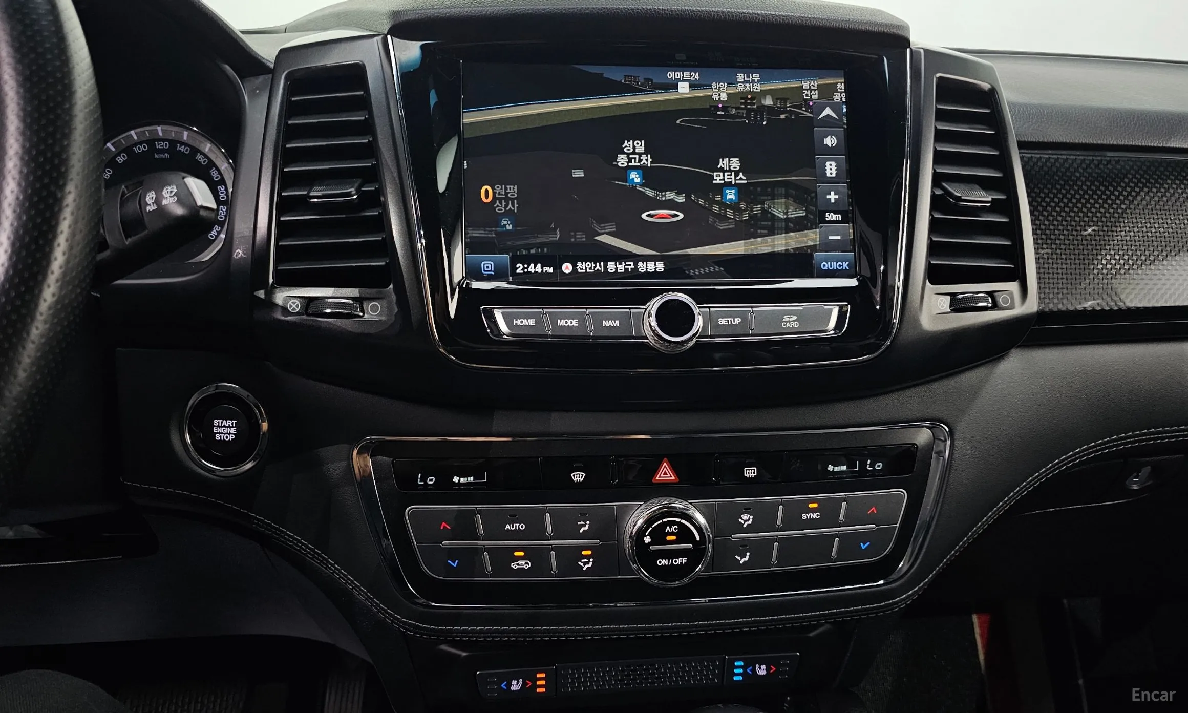 KG Mobility (SsangYong) Rexton Sports превью 13