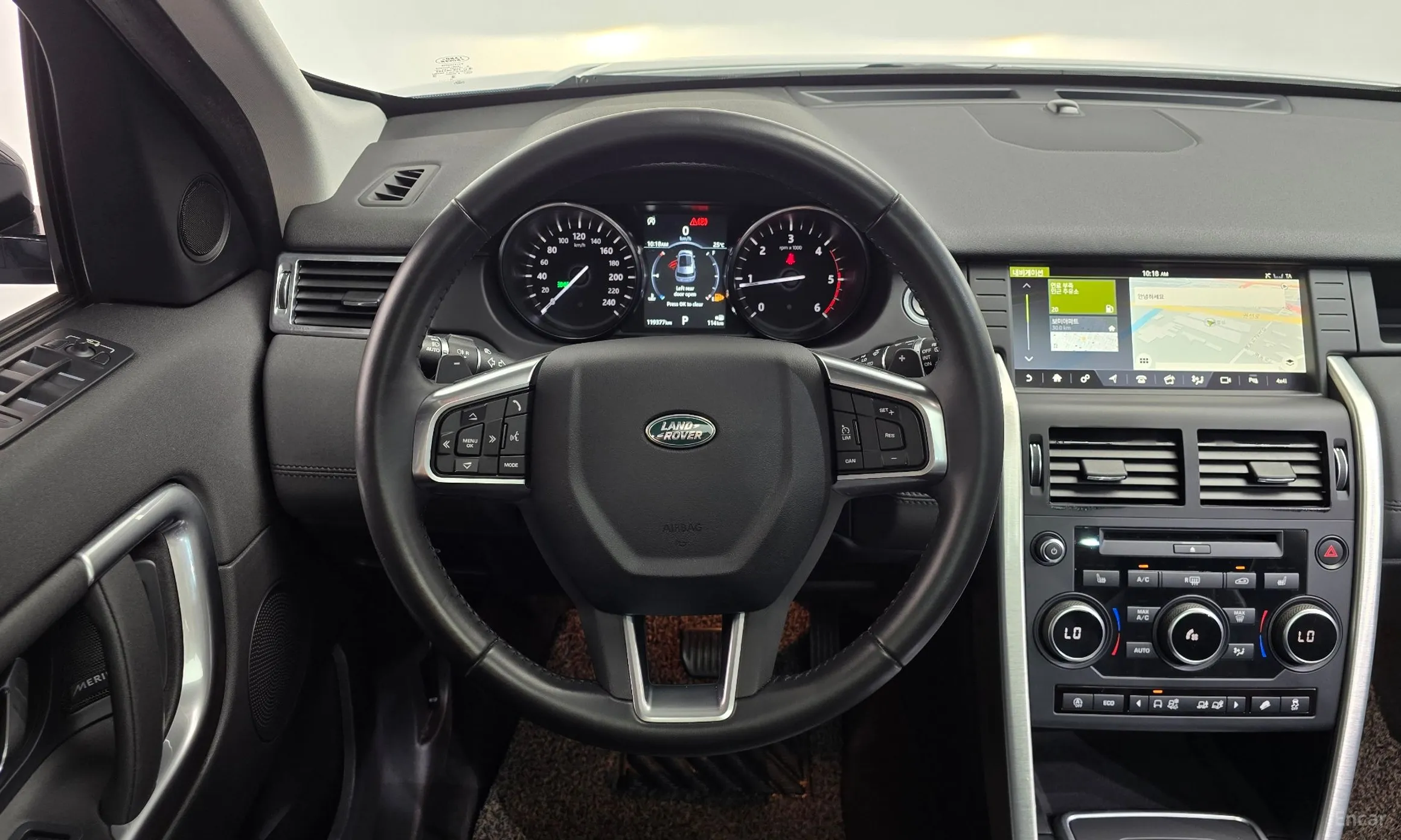 Land Rover Discovery Sports превью 13