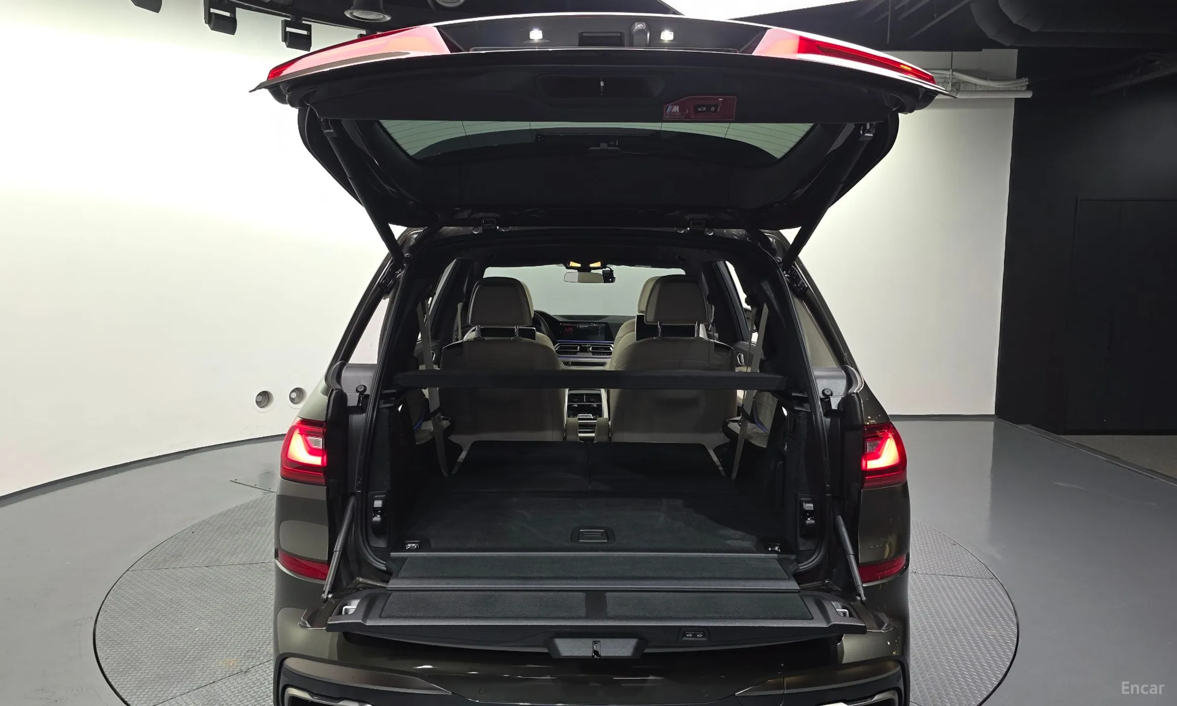 BMW X7 (G07) превью 20