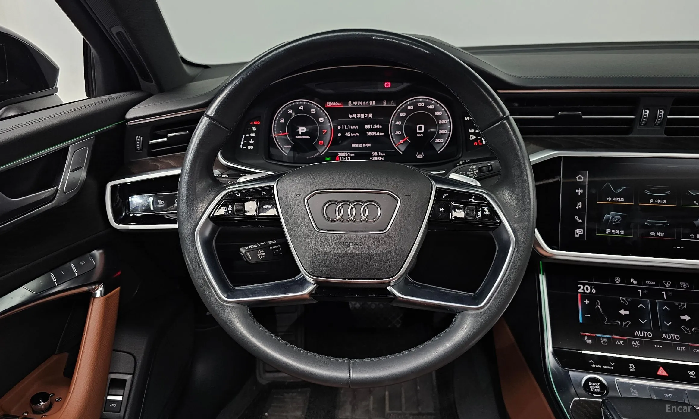 Audi A6 (C8) превью 13