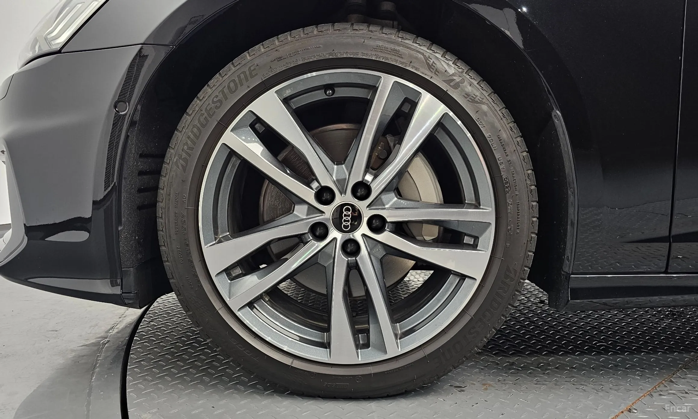 Audi A6 (C8) превью 5
