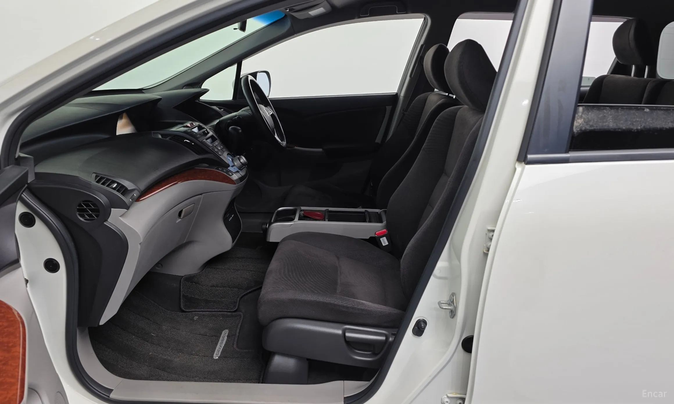 Honda Odyssey превью 11