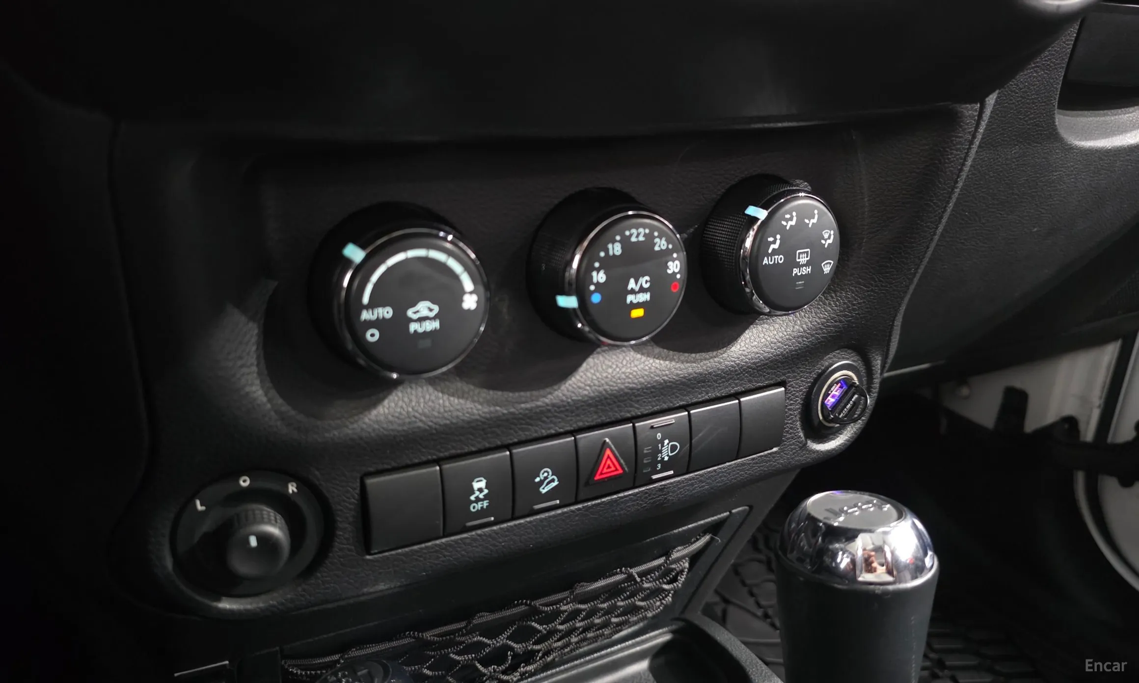 Jeep Wrangler (JK) превью 16
