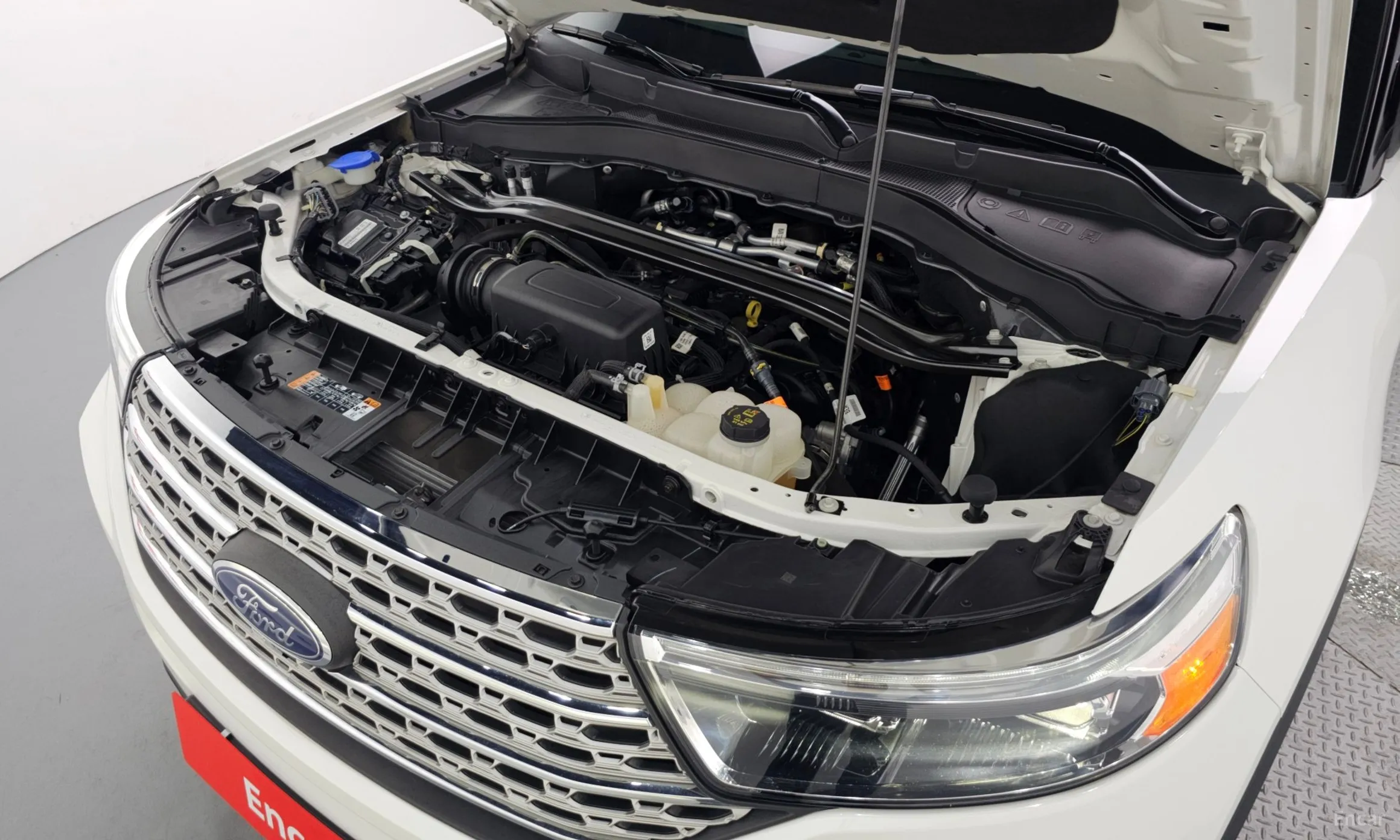 Ford Explorer 6th Generation превью 6