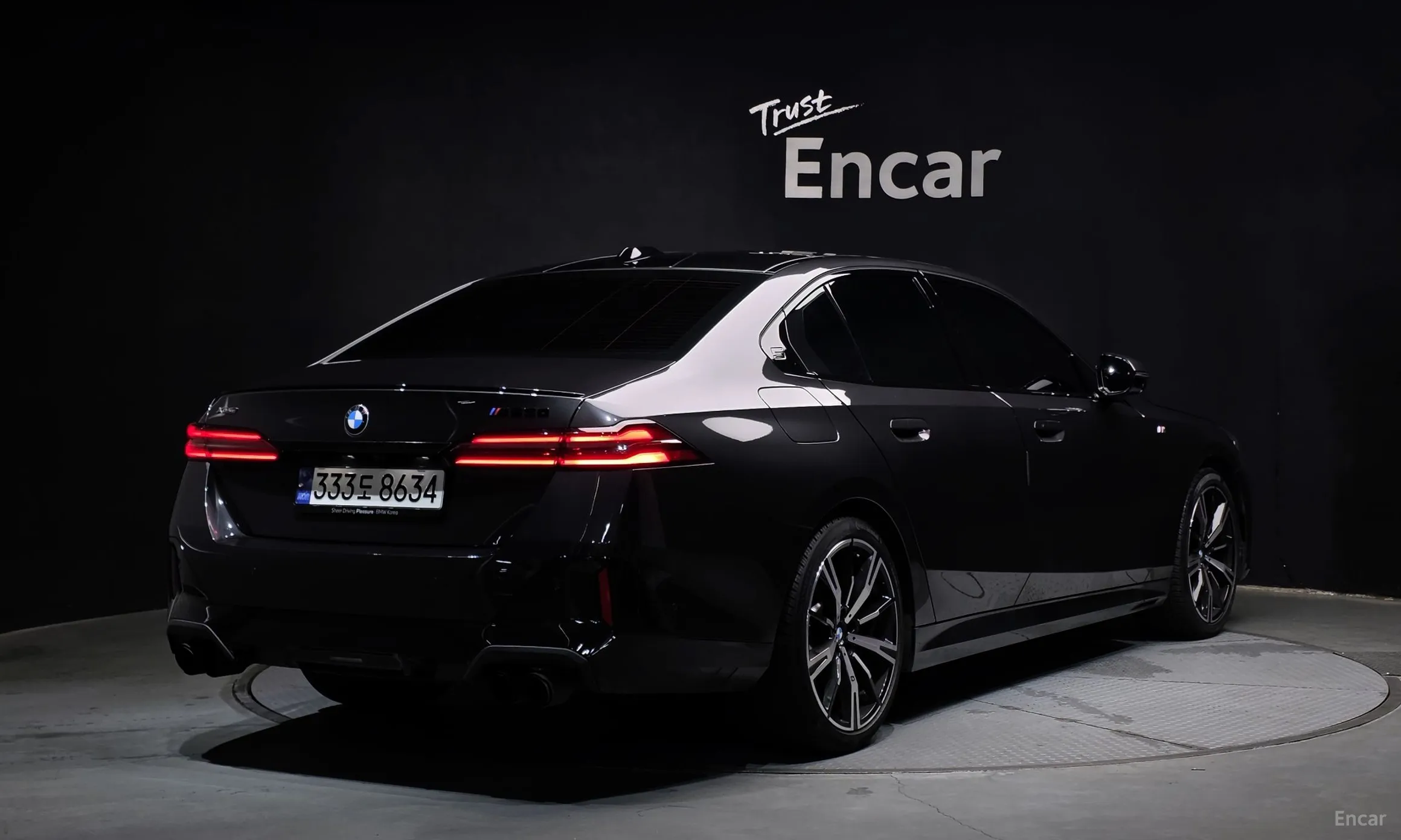 BMW 5 Series (G60)