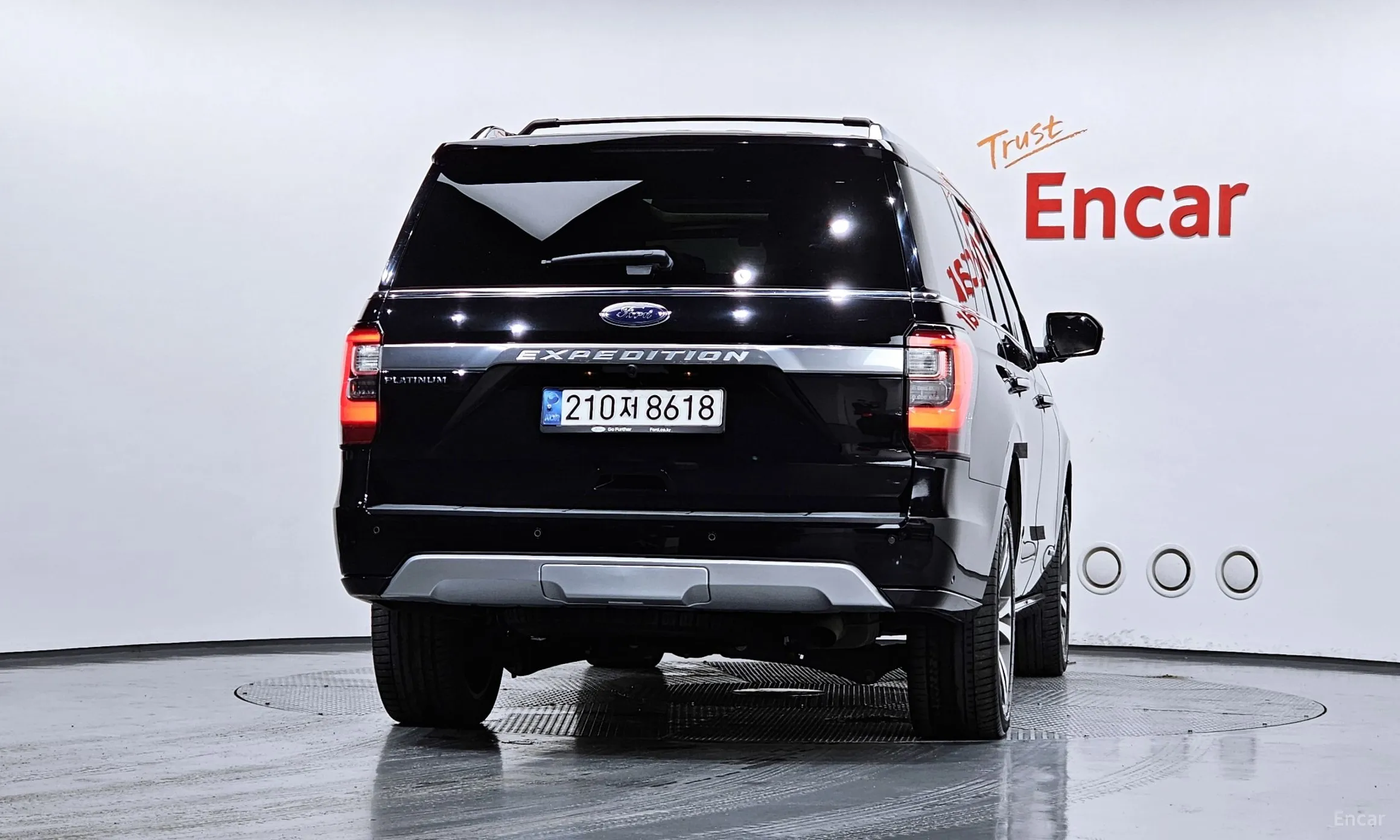 Ford Expedition превью 4