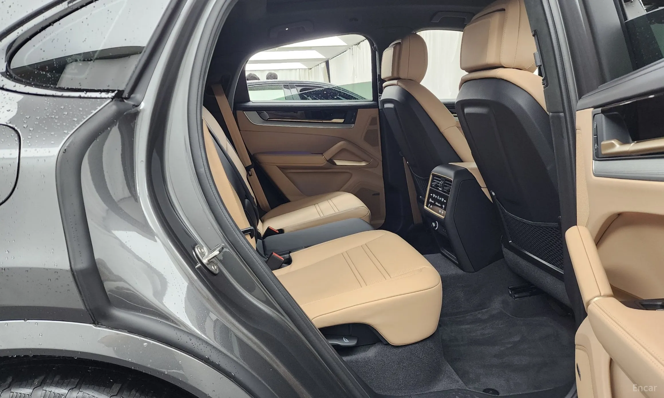 Porsche Cayenne (PO536) превью 12
