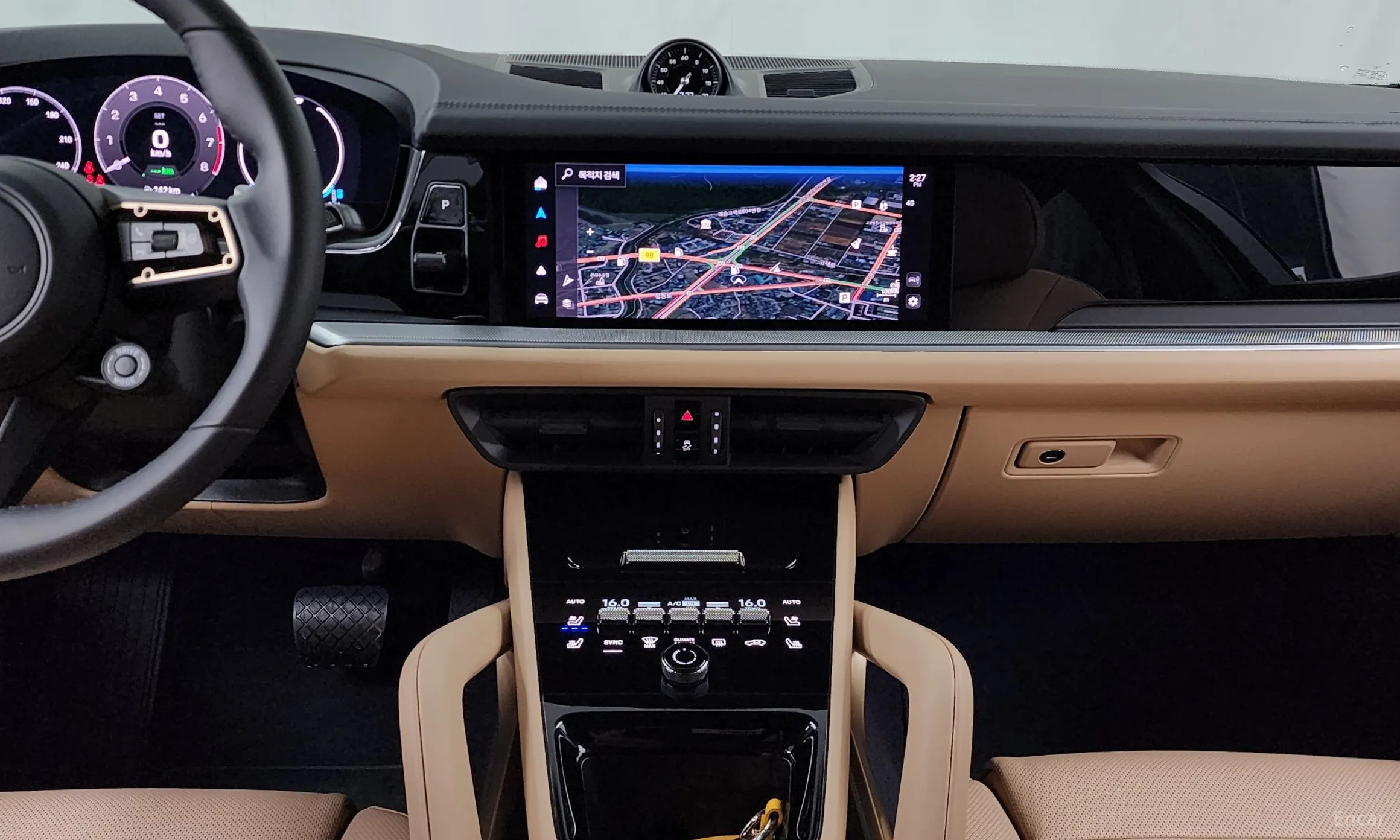Porsche Cayenne (PO536) превью 14