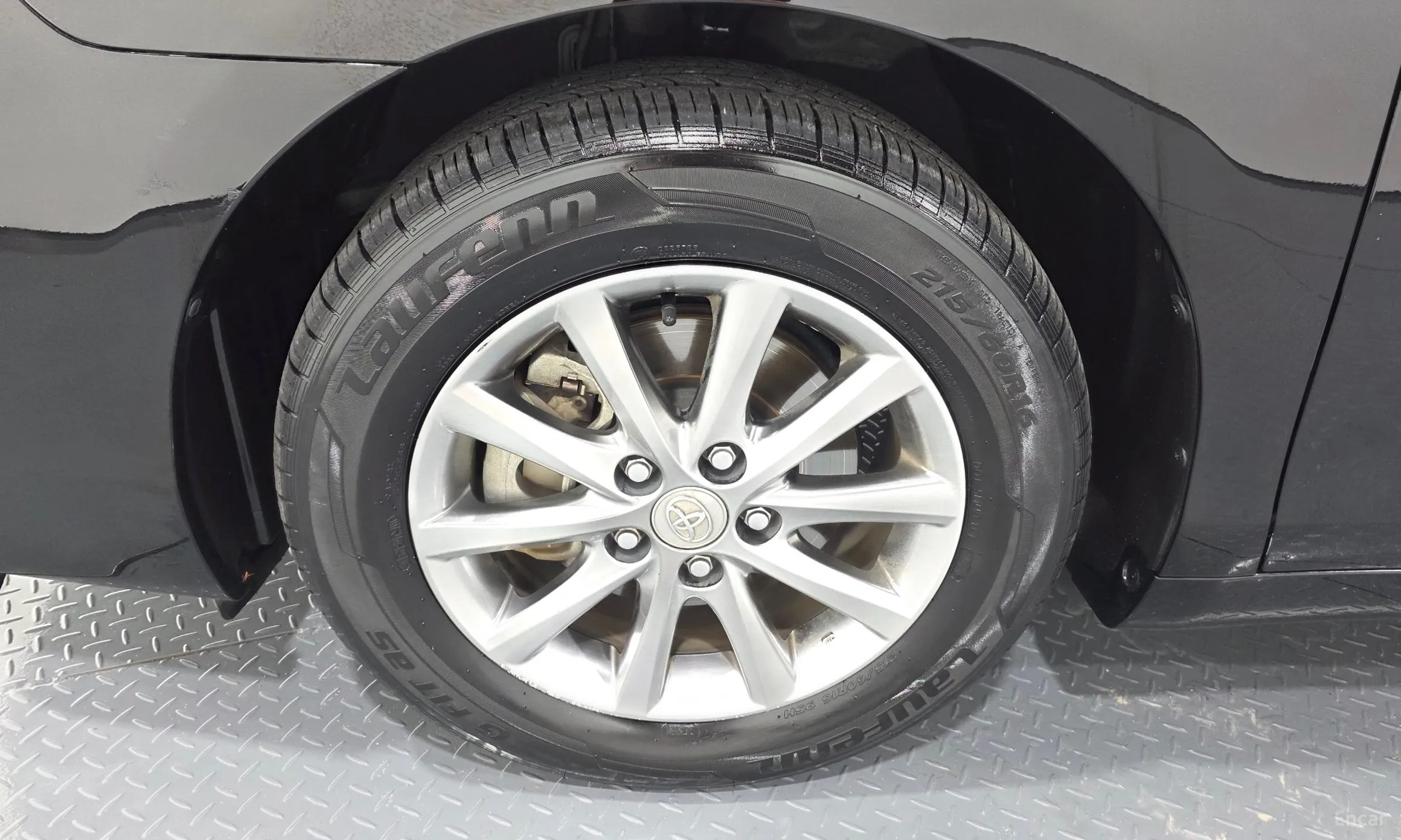 Toyota Camry превью 5