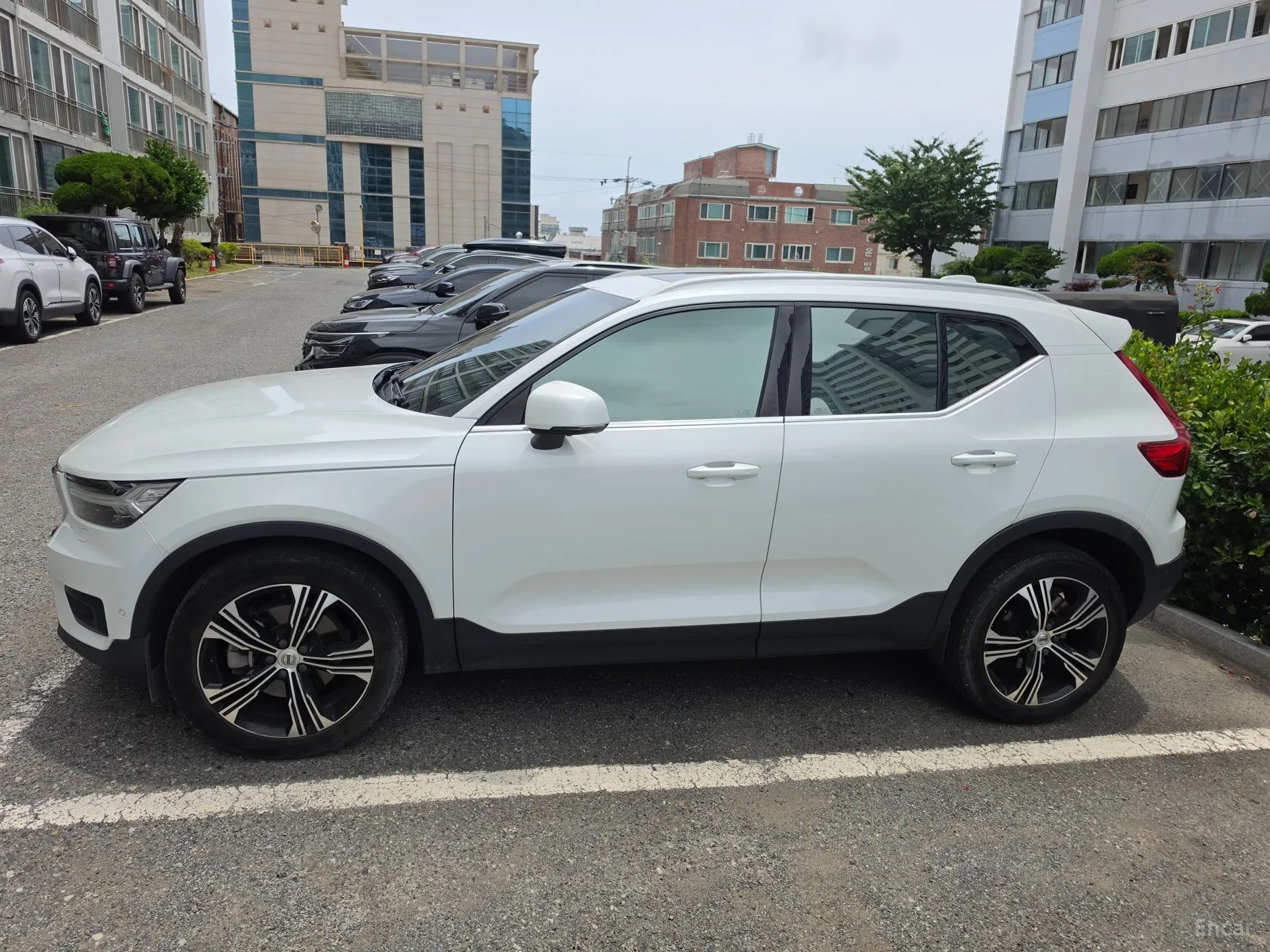 Volvo XC40 превью 3