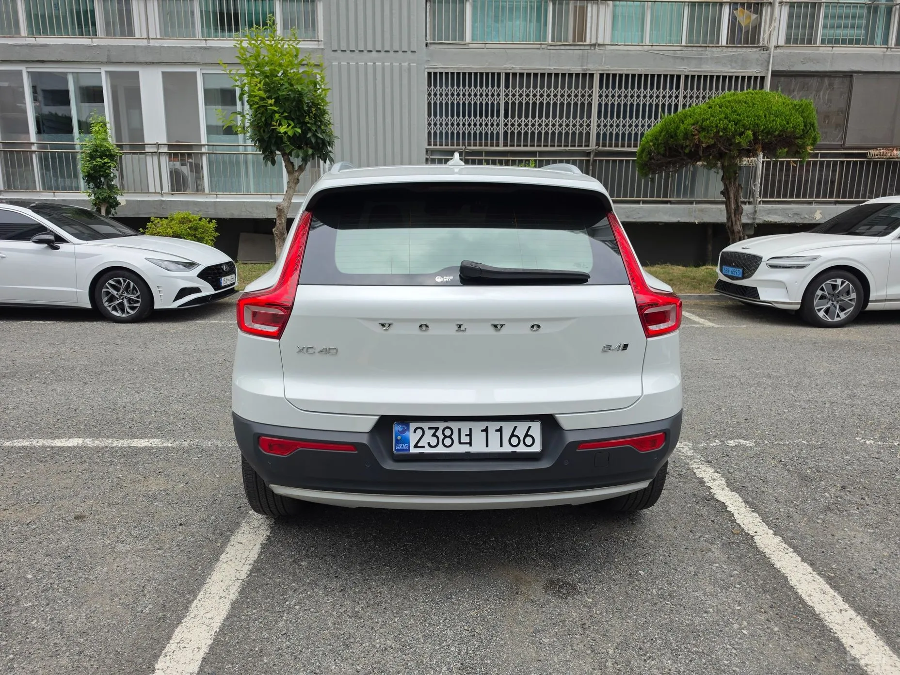 Volvo XC40 превью 4
