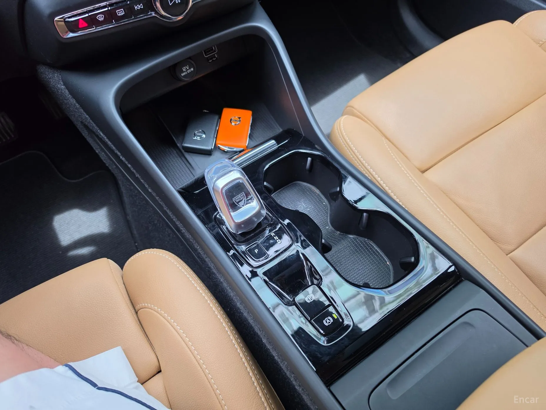 Volvo XC40 превью 9