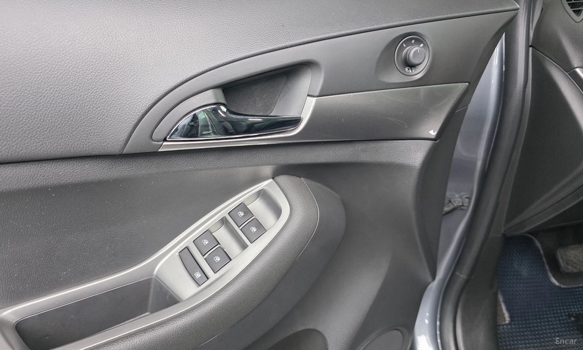 Chevrolet (GM Daewoo) Orlando превью 12