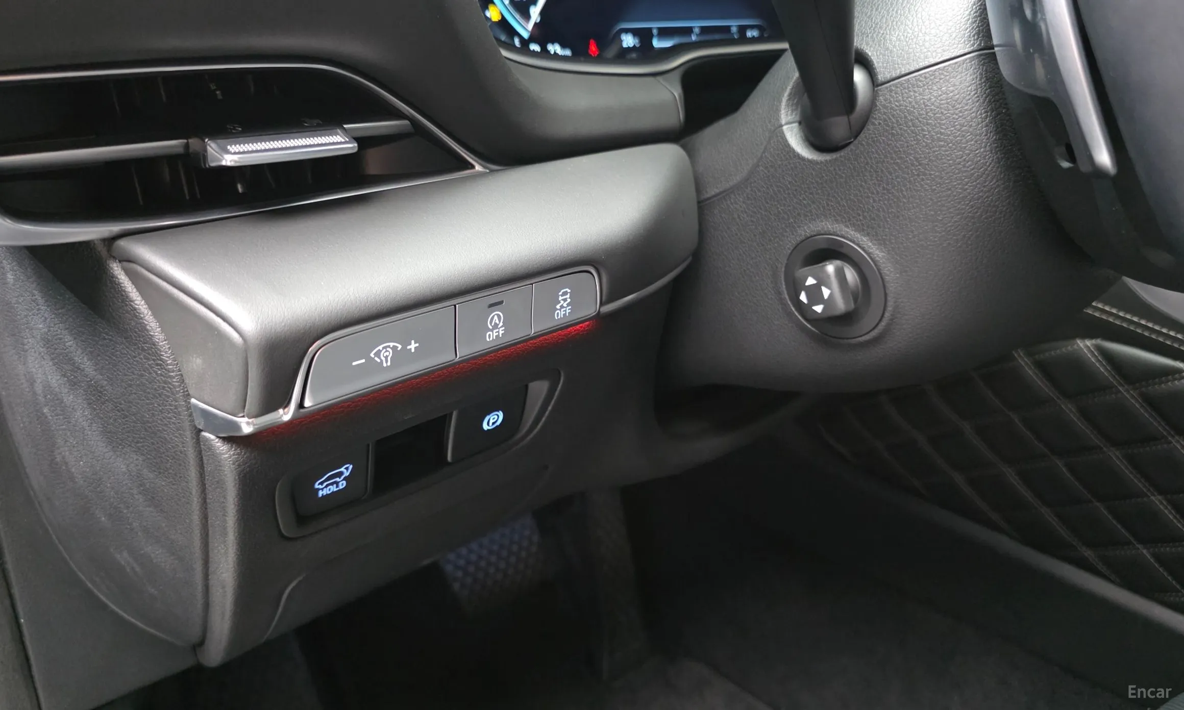 Genesis GV80 превью 19