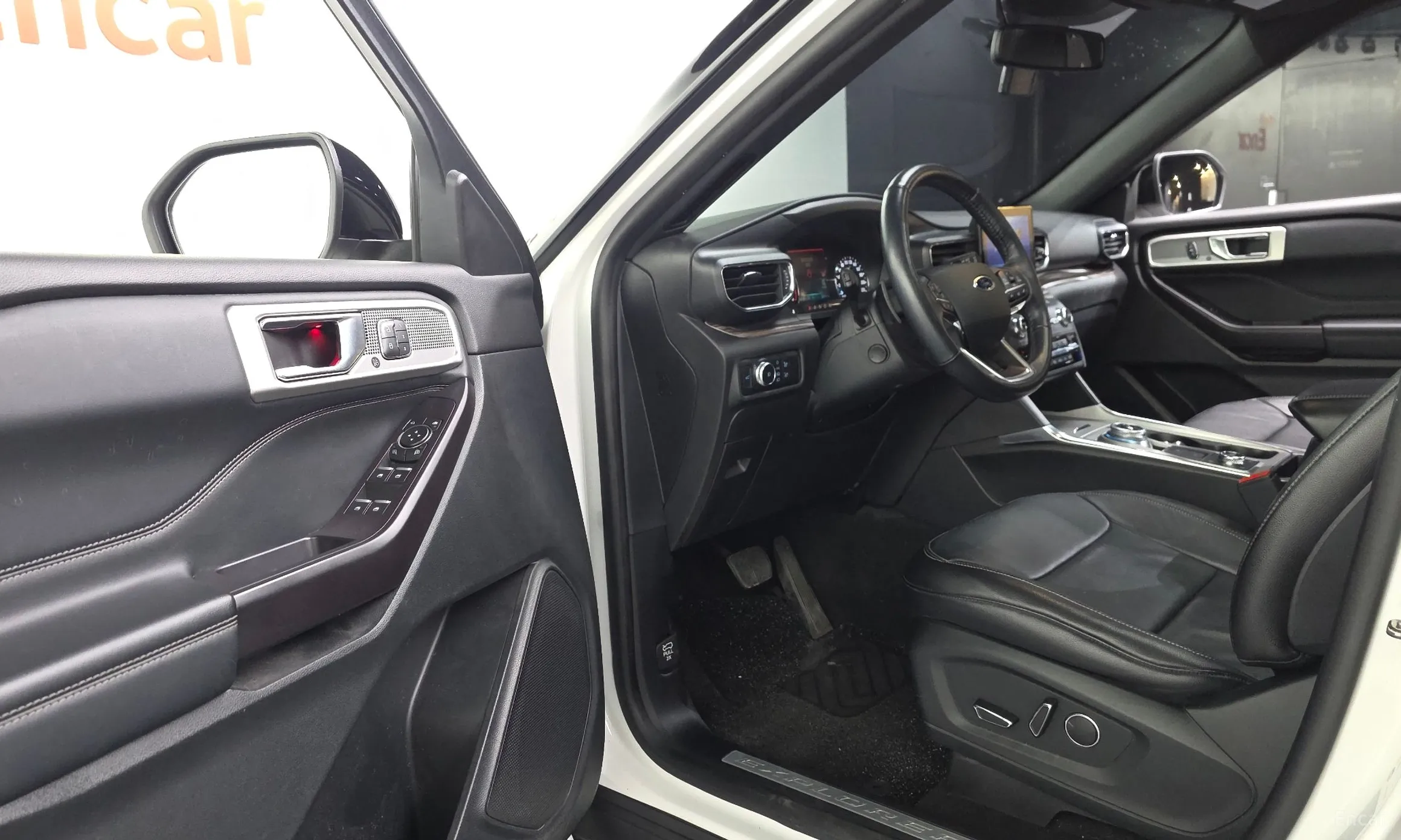 Ford Explorer 6th Generation превью 10