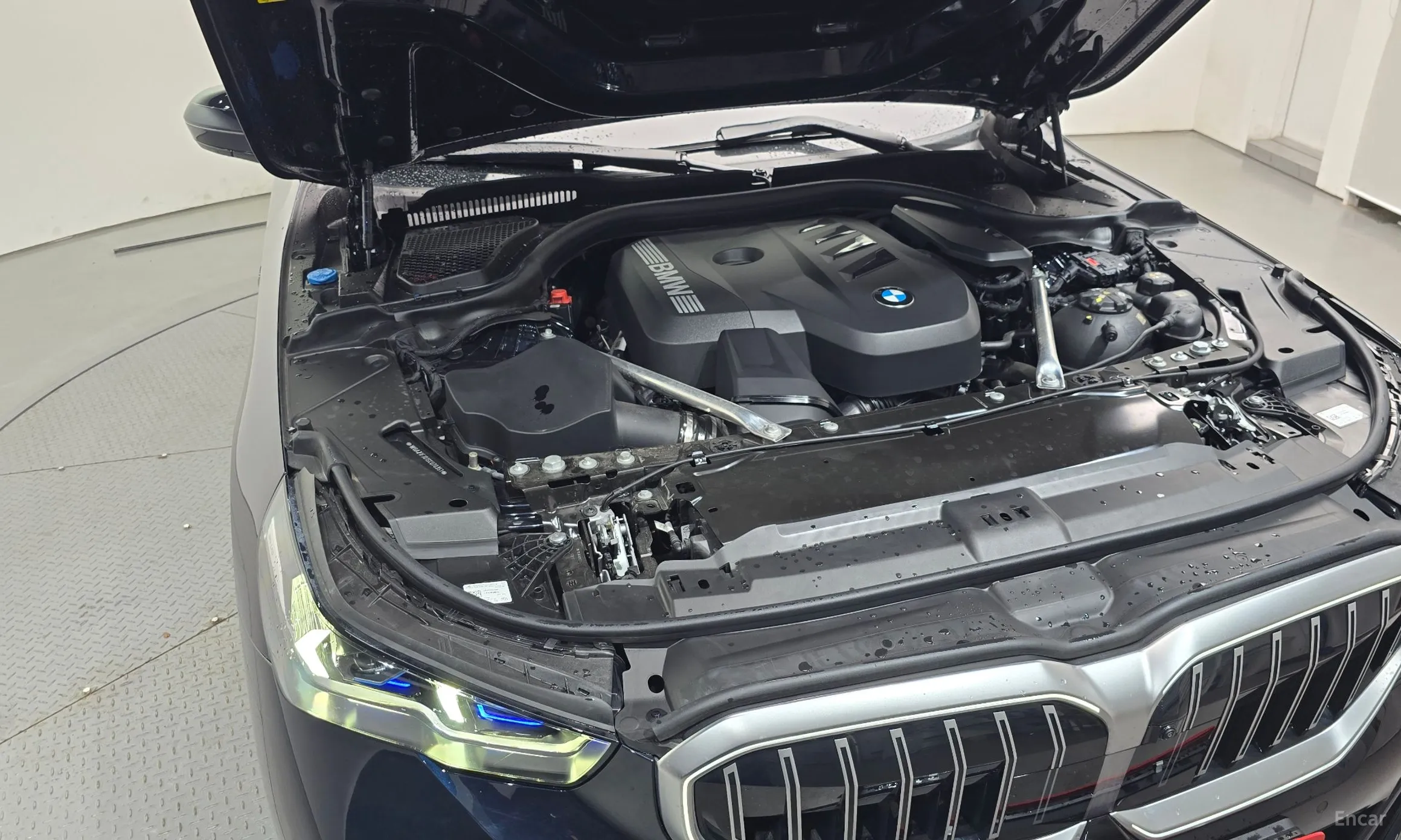 BMW 5 Series (G60) превью 6