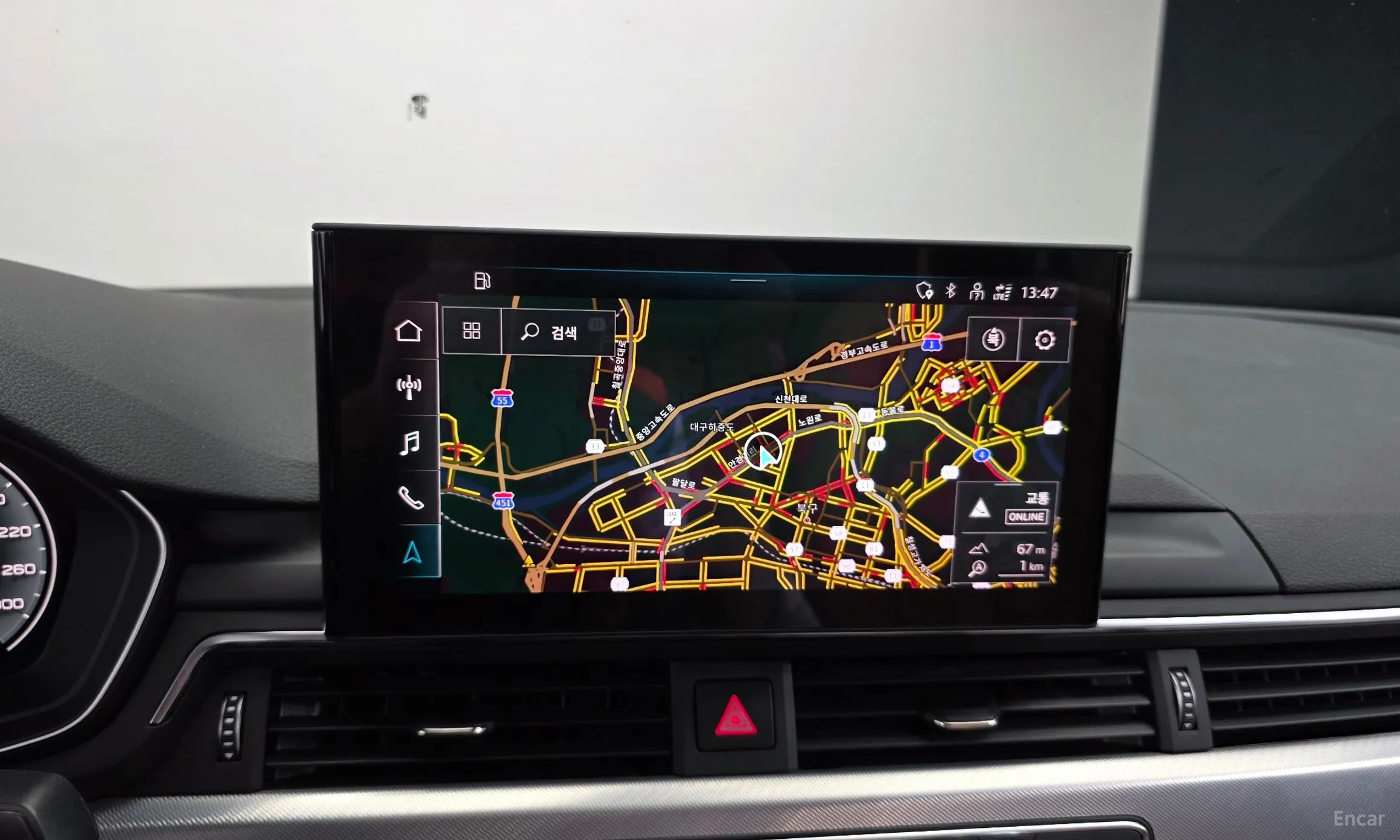 Audi A4 (B9) превью 14