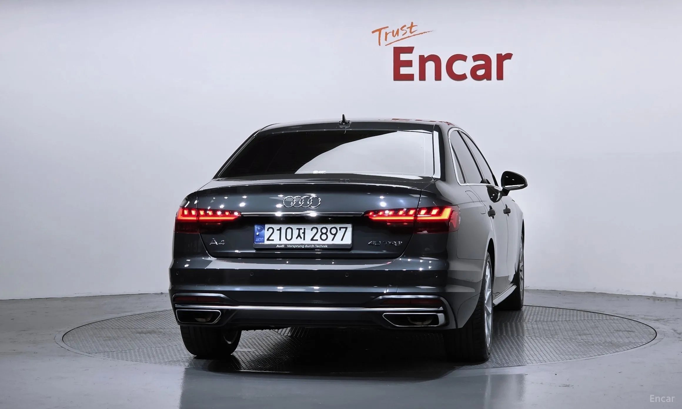 Audi A4 (B9) превью 4