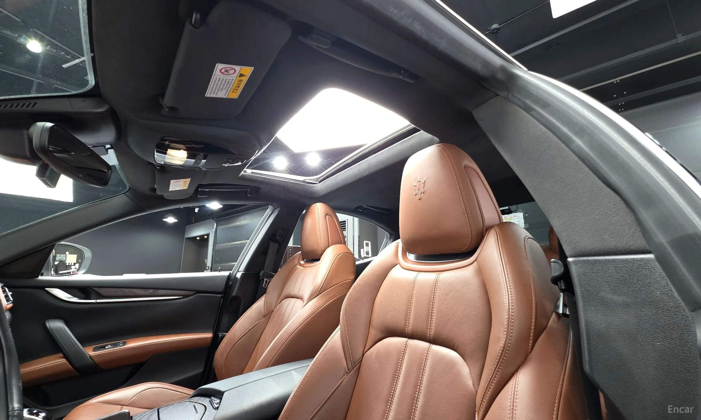 Maserati Ghibli превью 17