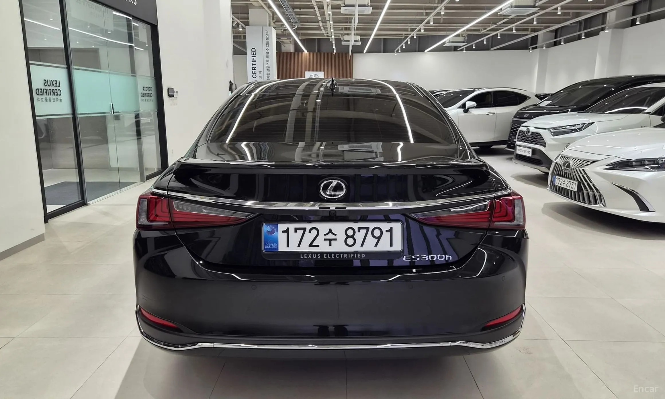 Lexus ES300h 7th Generation превью 4